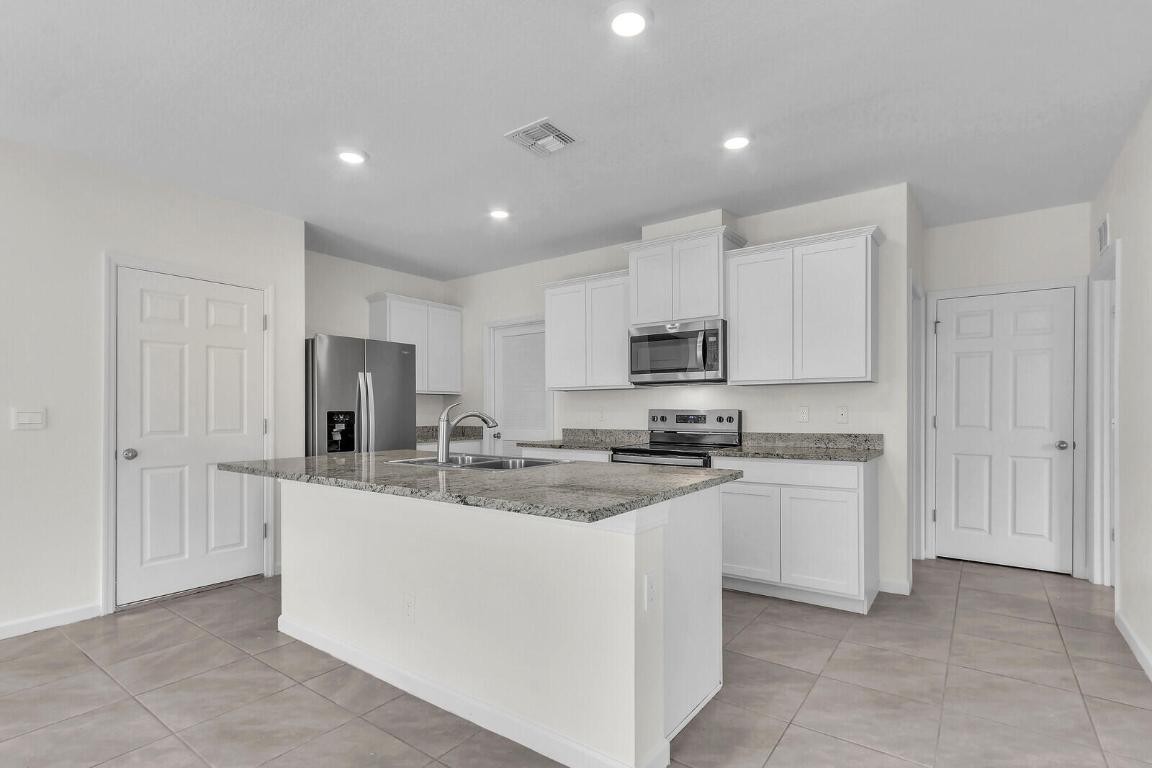 12335 SW Nettuno Way