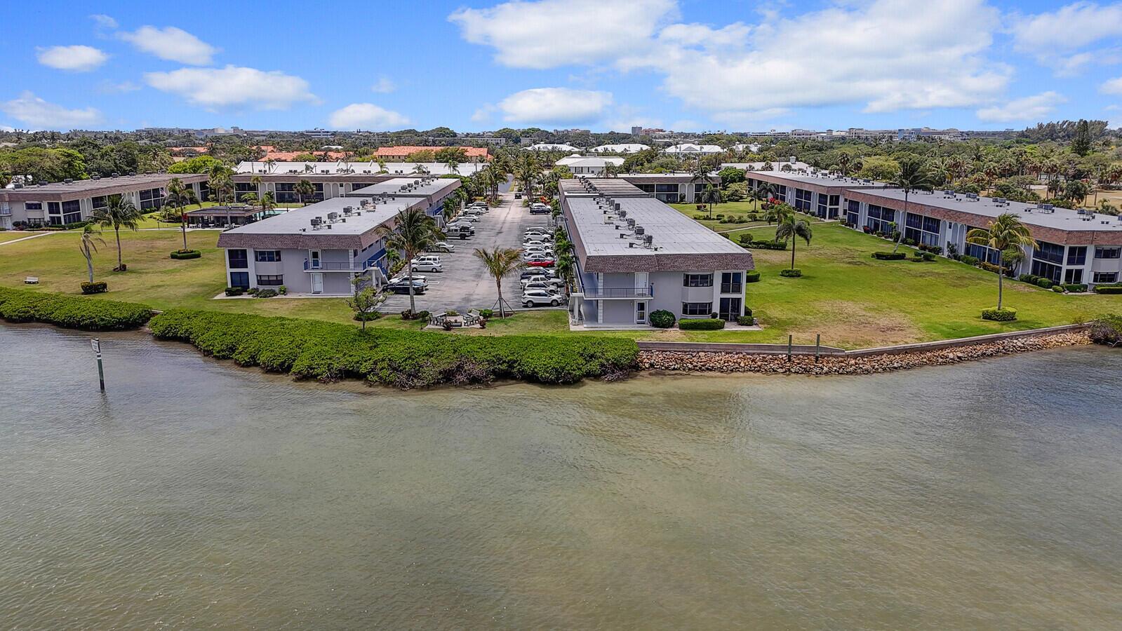 755 Saturn Street H207