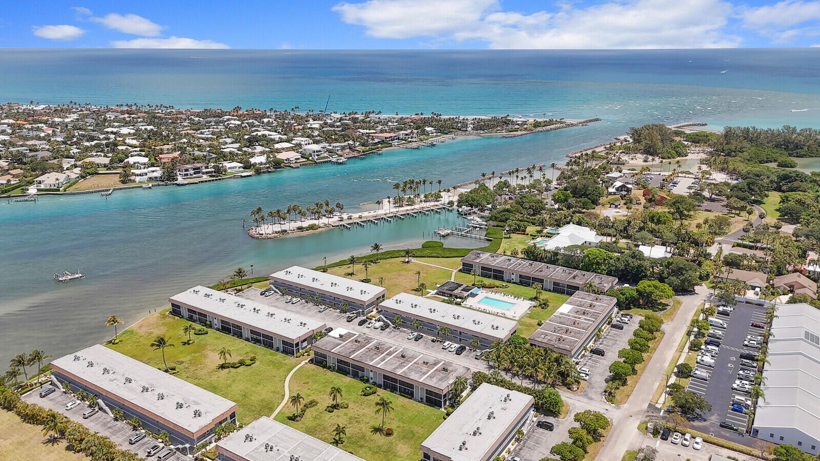 755 Saturn Street H207