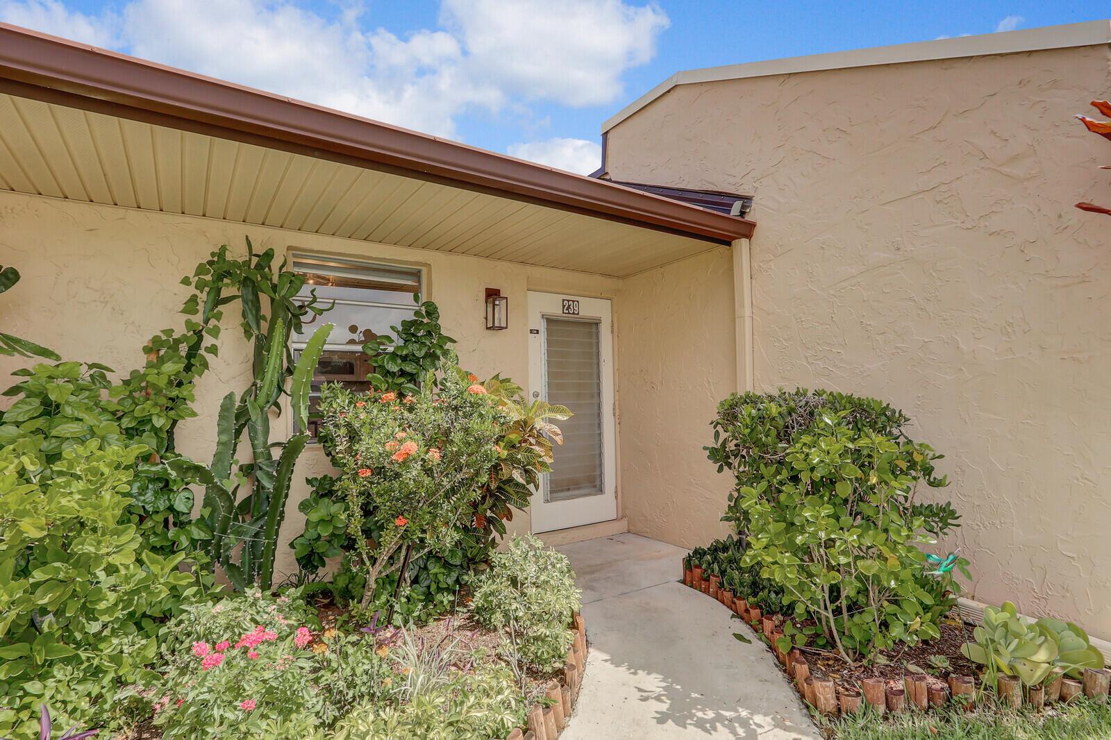 239 Lake Meryl Drive