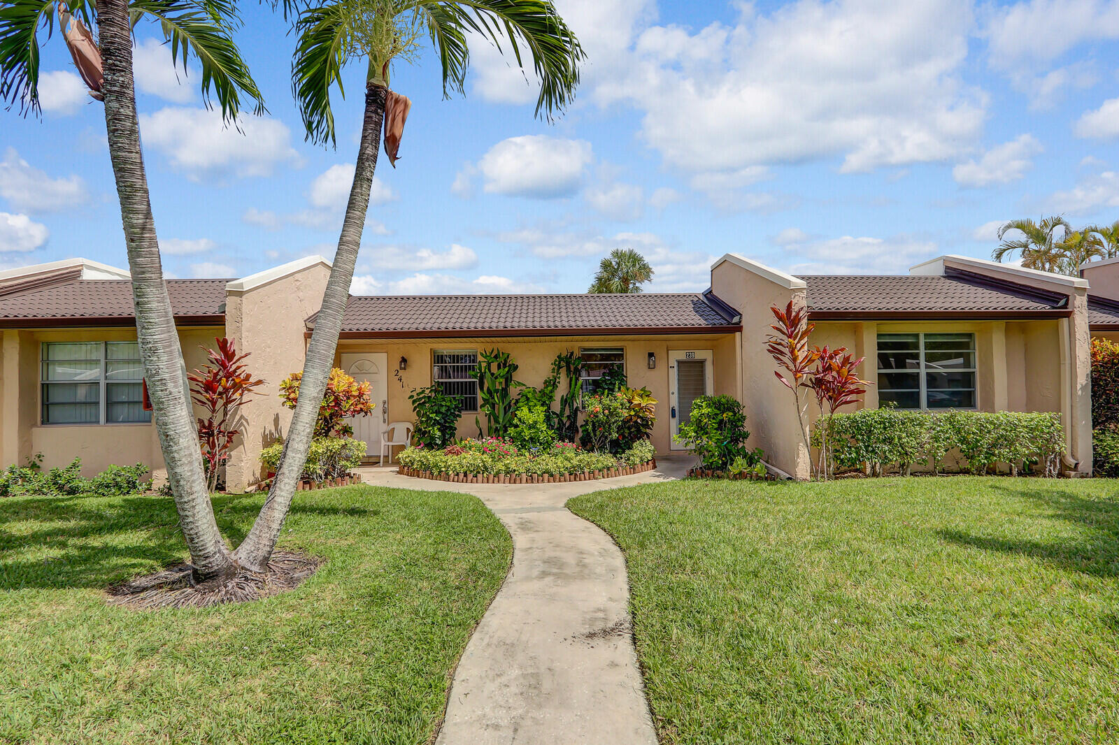 239 Lake Meryl Drive