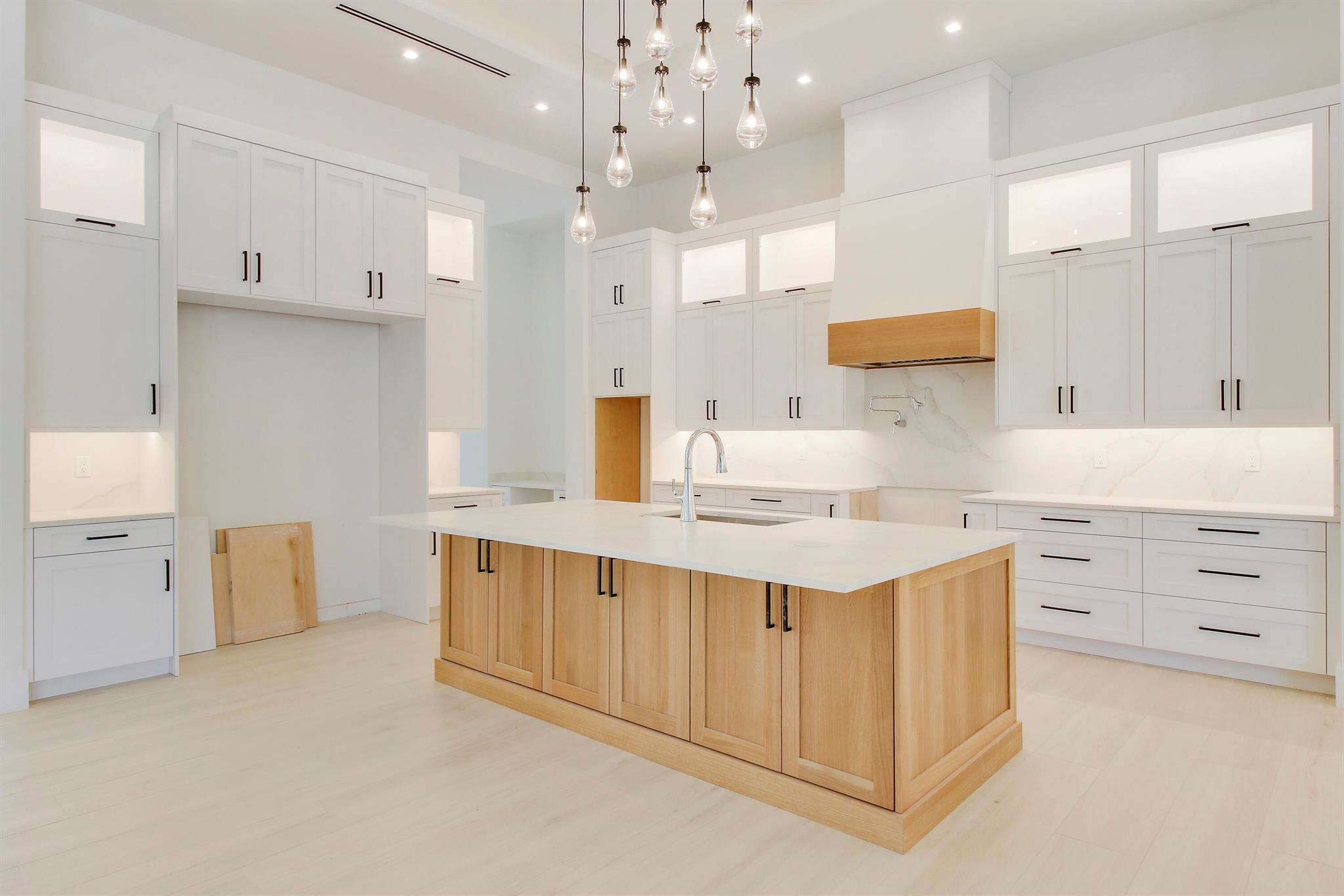 14527 Pepper Bush Drive