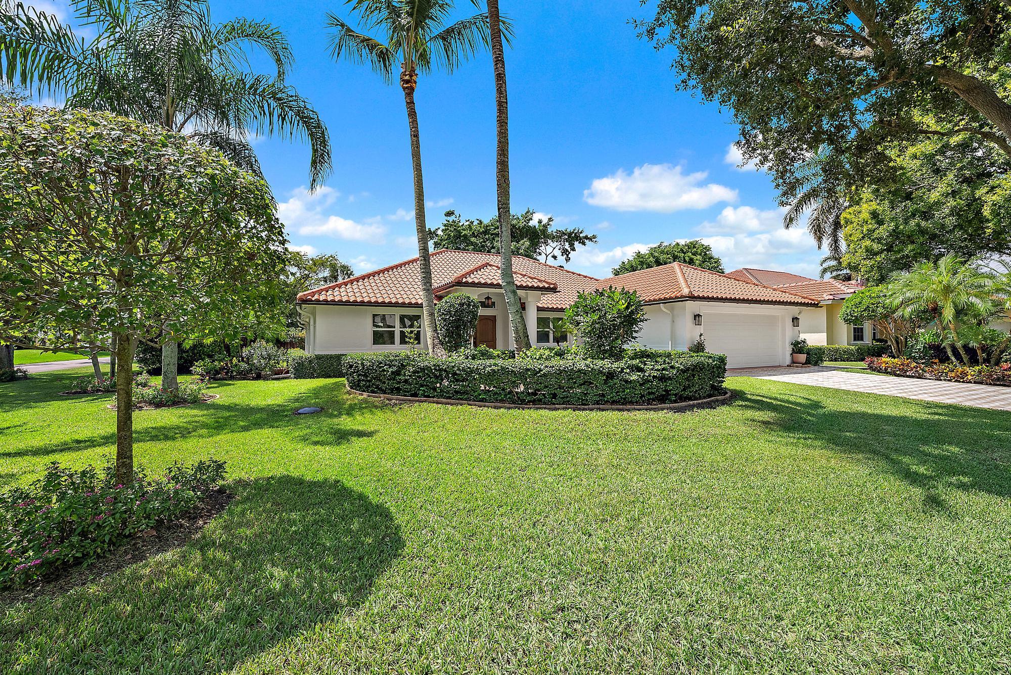12 Bentwood Road