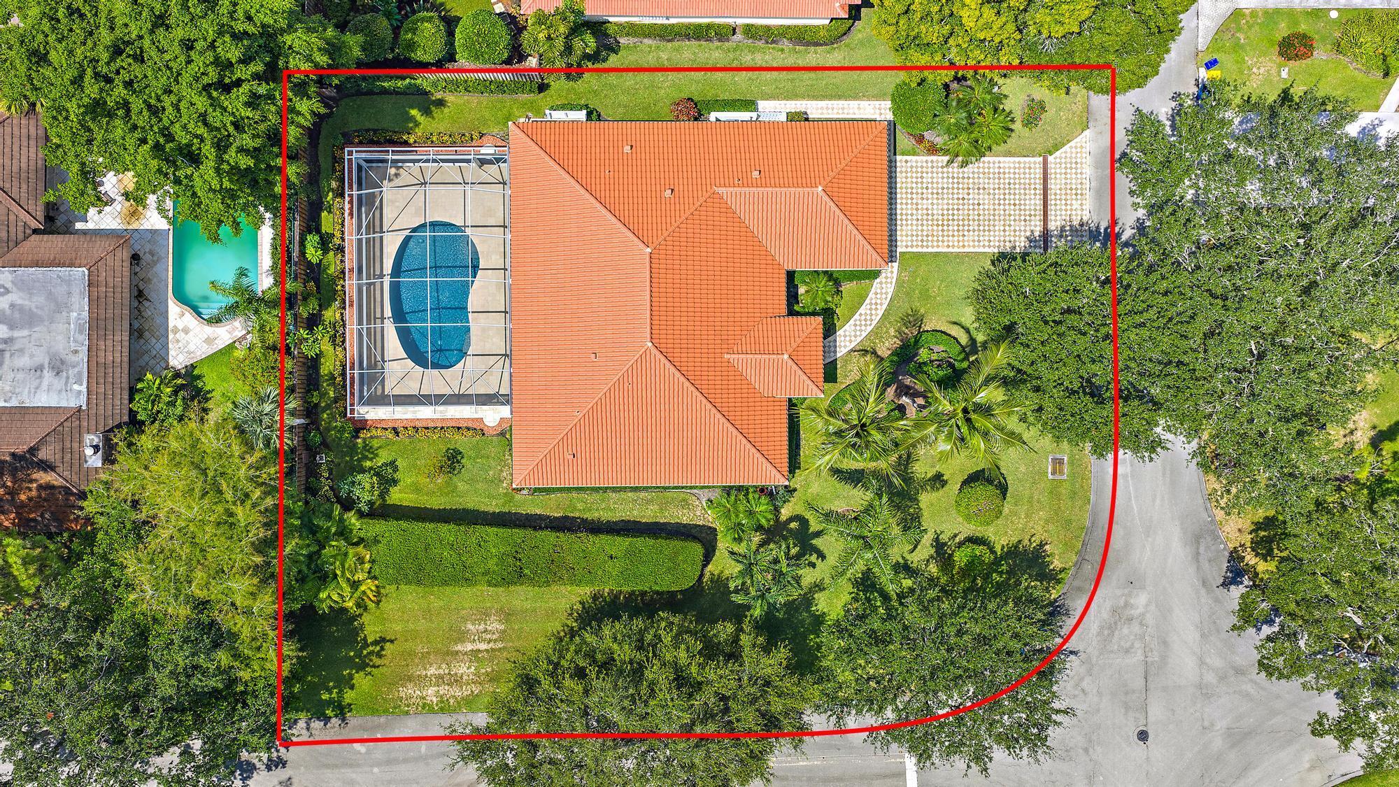 12 Bentwood Road