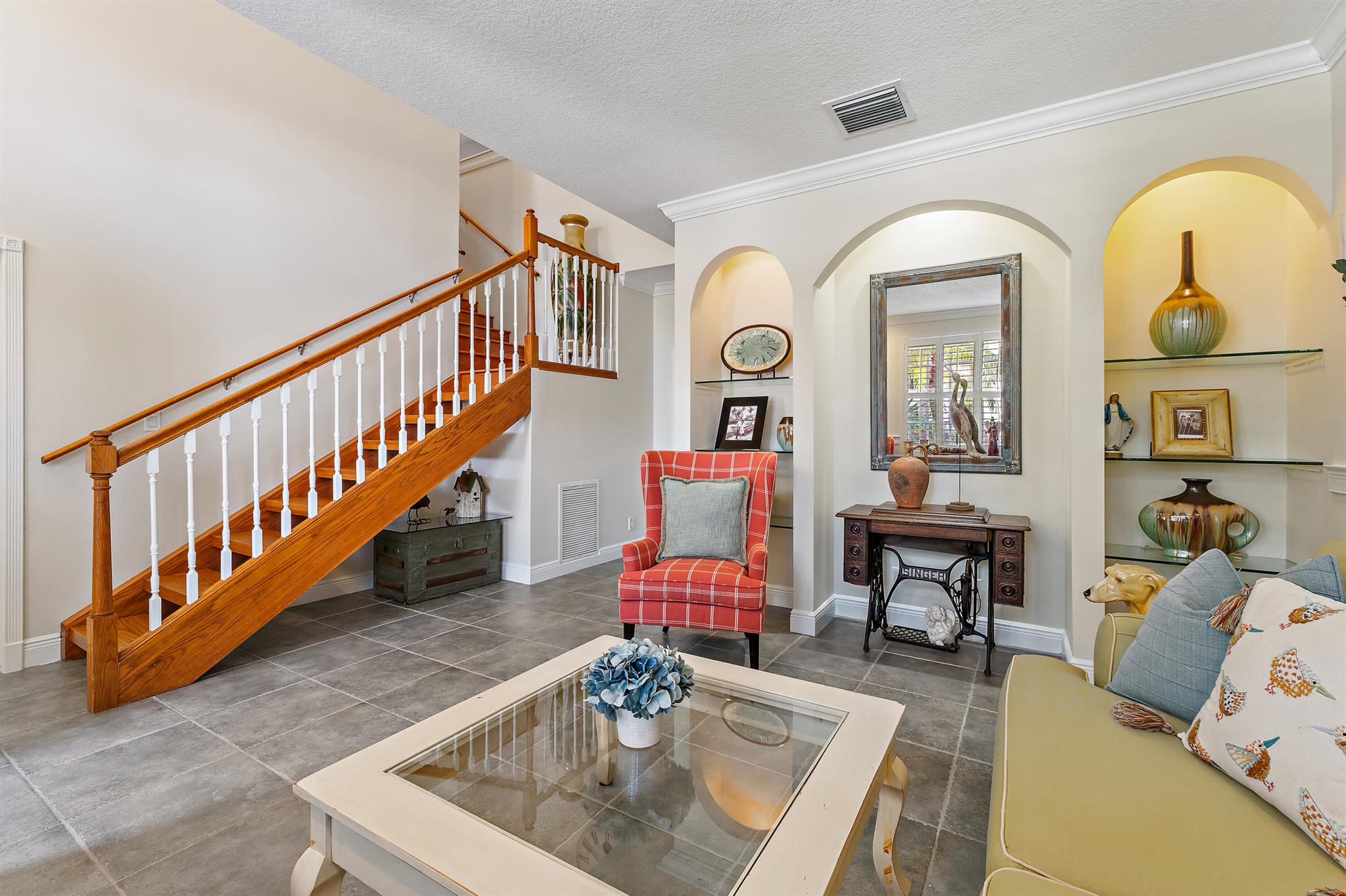 112 Hidden Hollow Drive