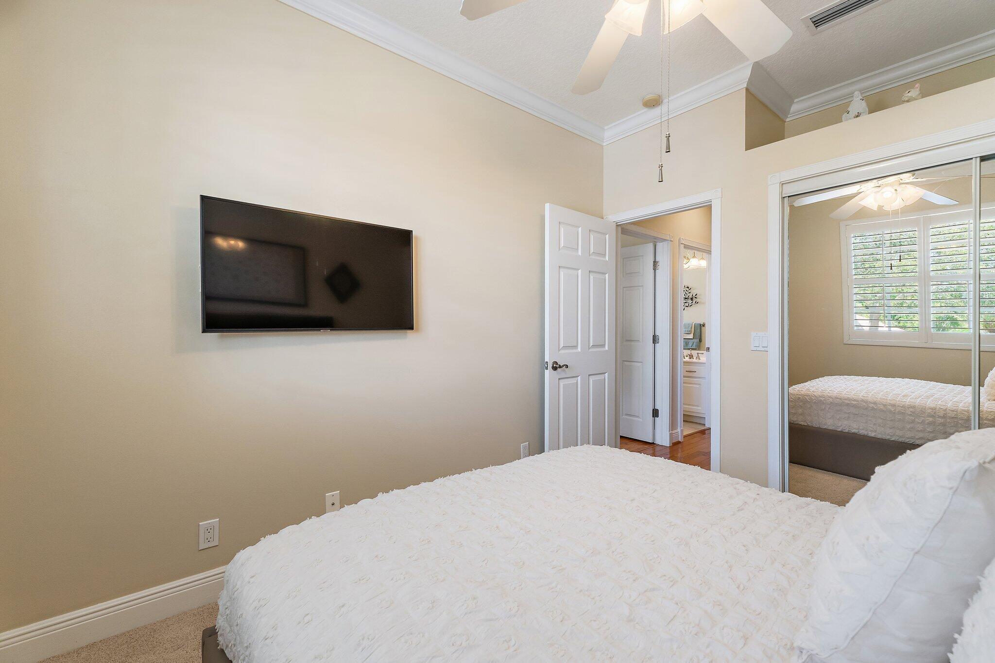 112 Hidden Hollow Drive