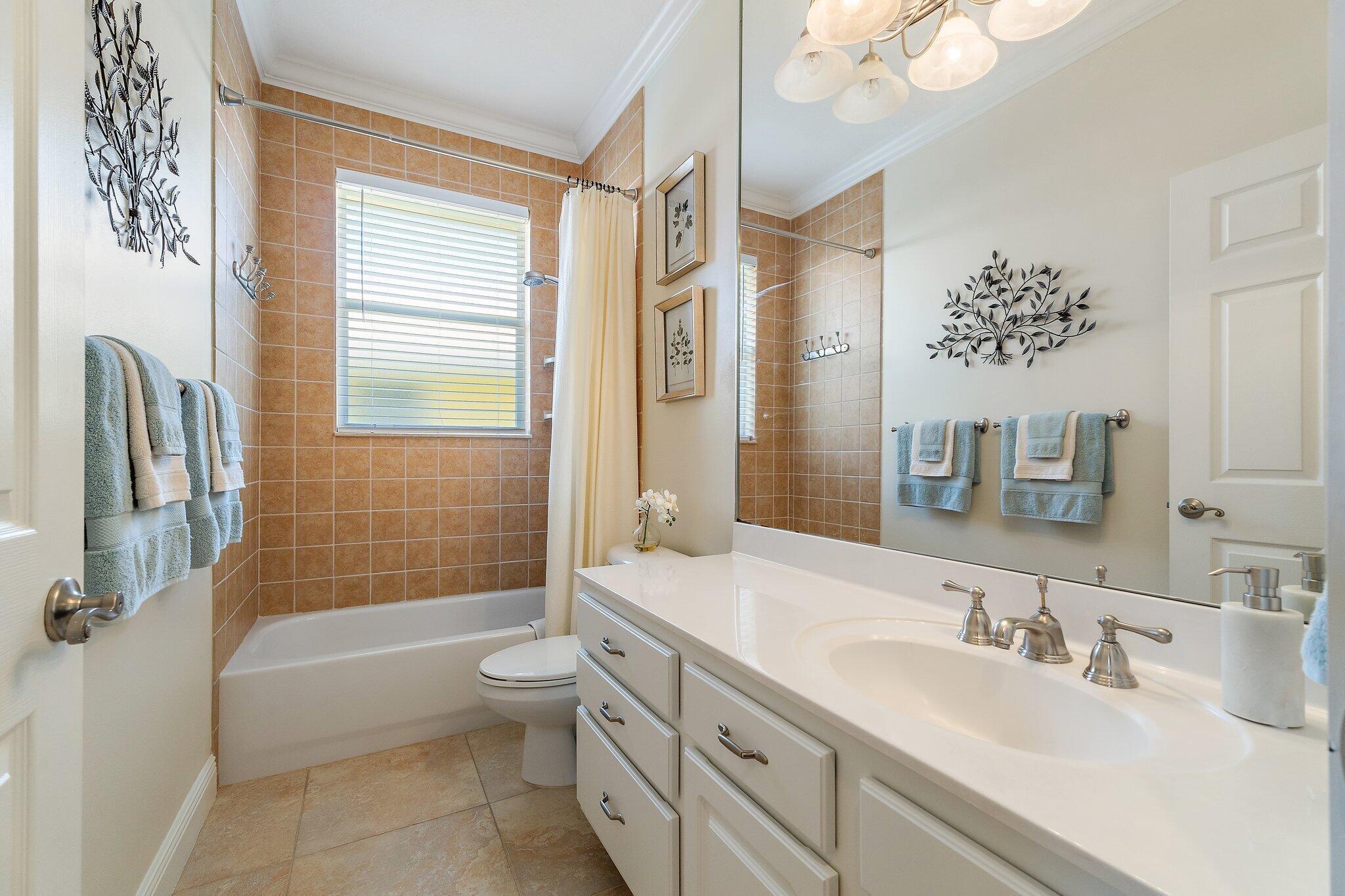 112 Hidden Hollow Drive