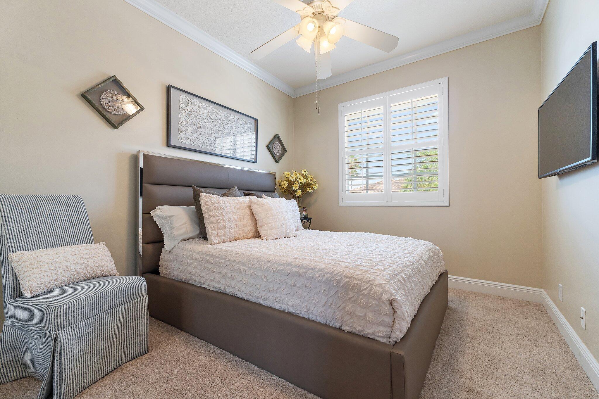 112 Hidden Hollow Drive