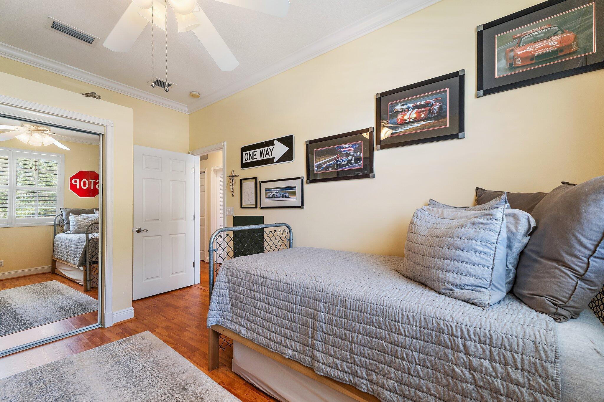 112 Hidden Hollow Drive