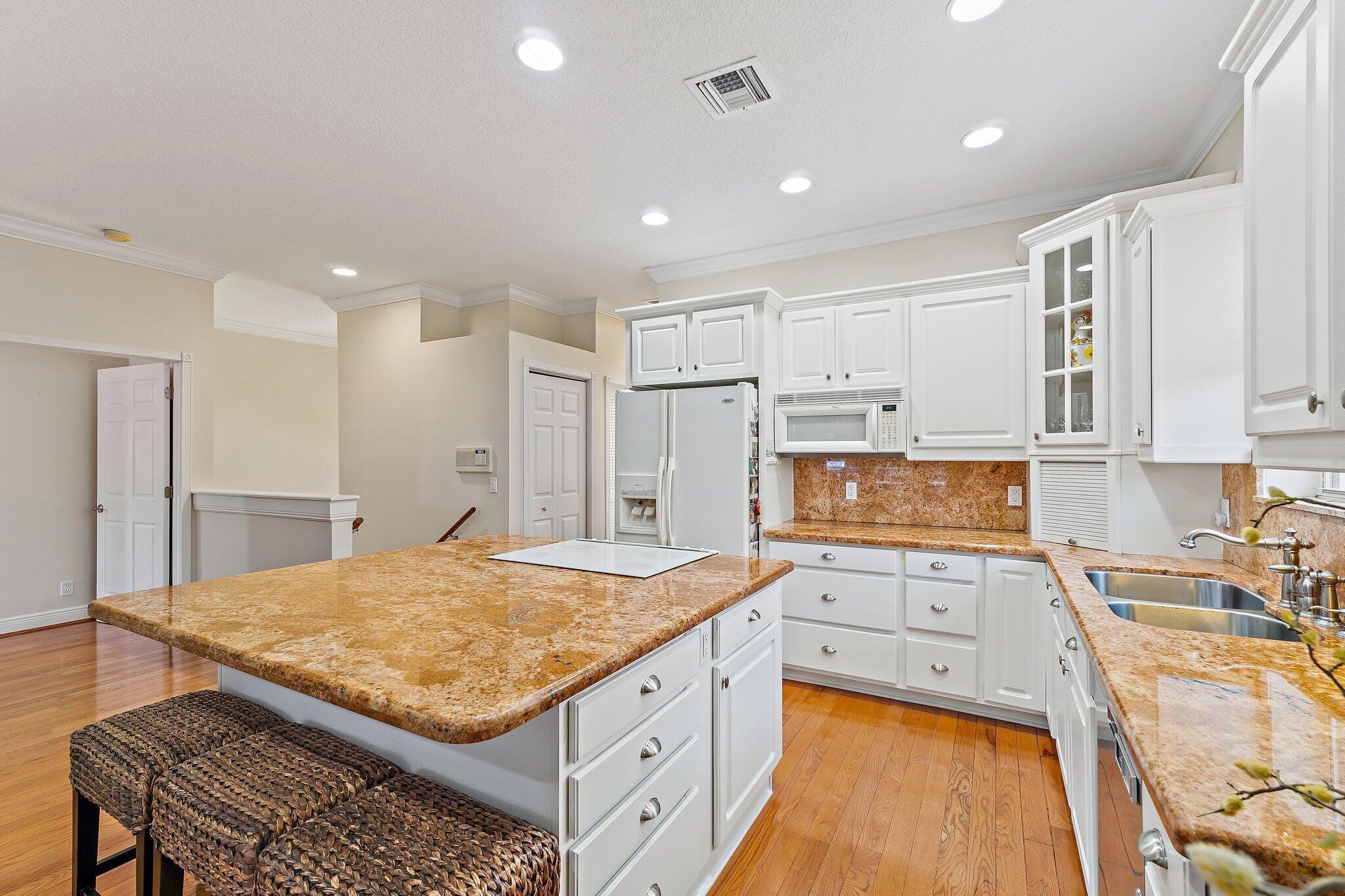 112 Hidden Hollow Drive