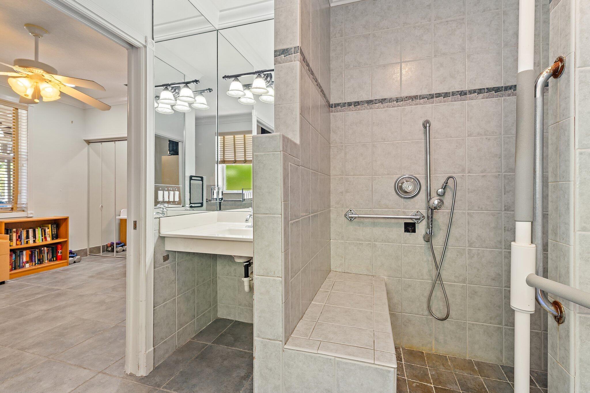 112 Hidden Hollow Drive