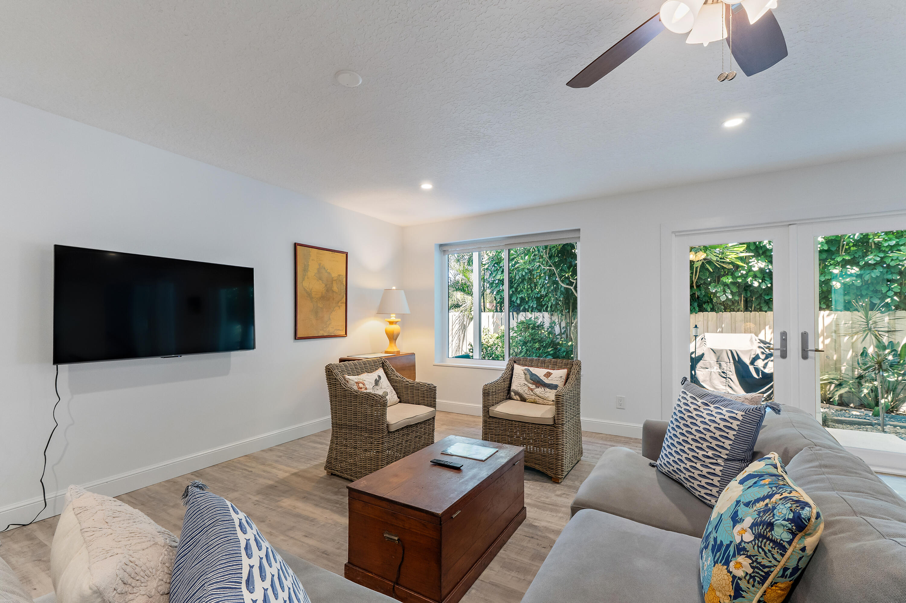 3463 Canal Court