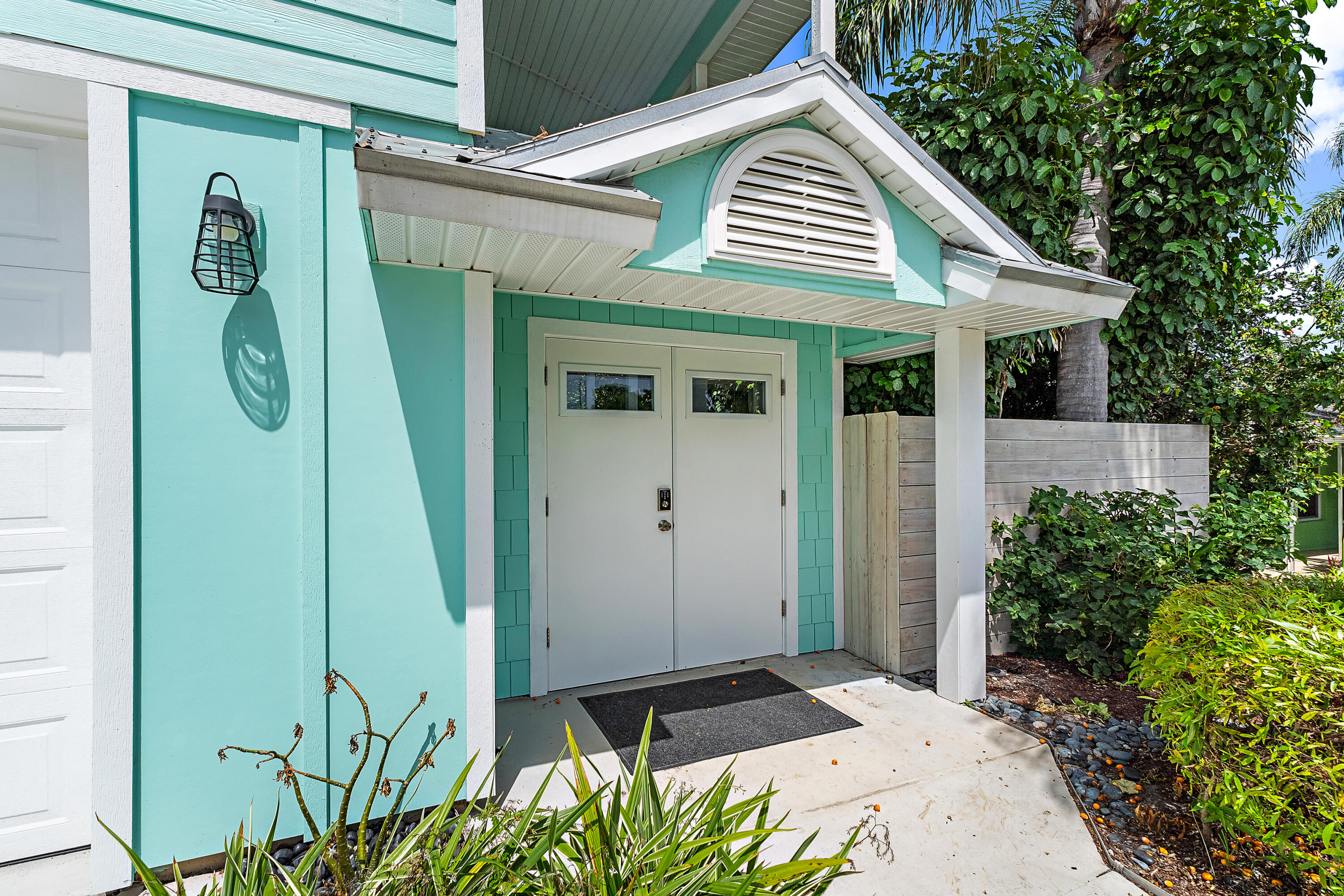 3463 Canal Court