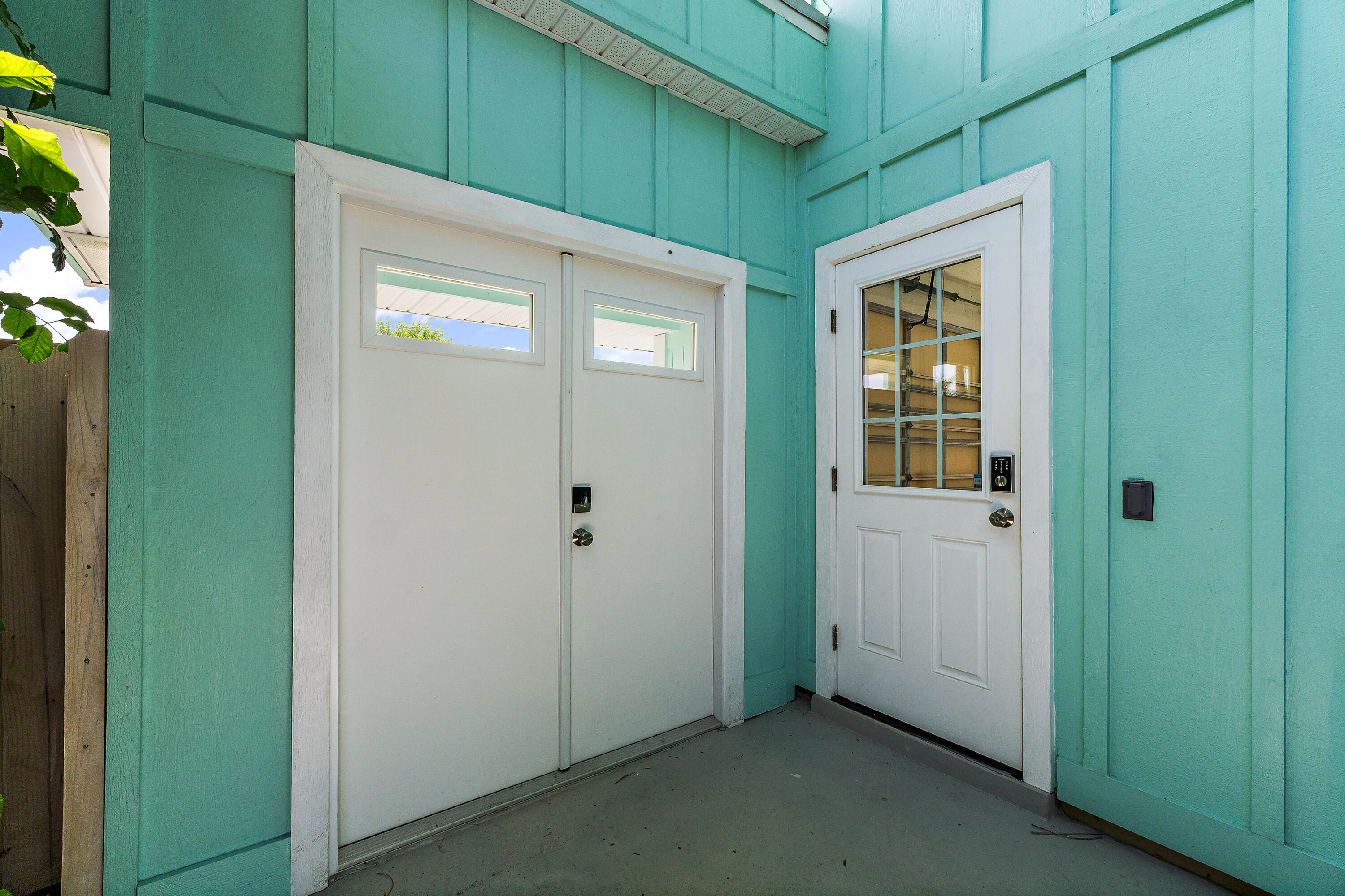 3463 Canal Court