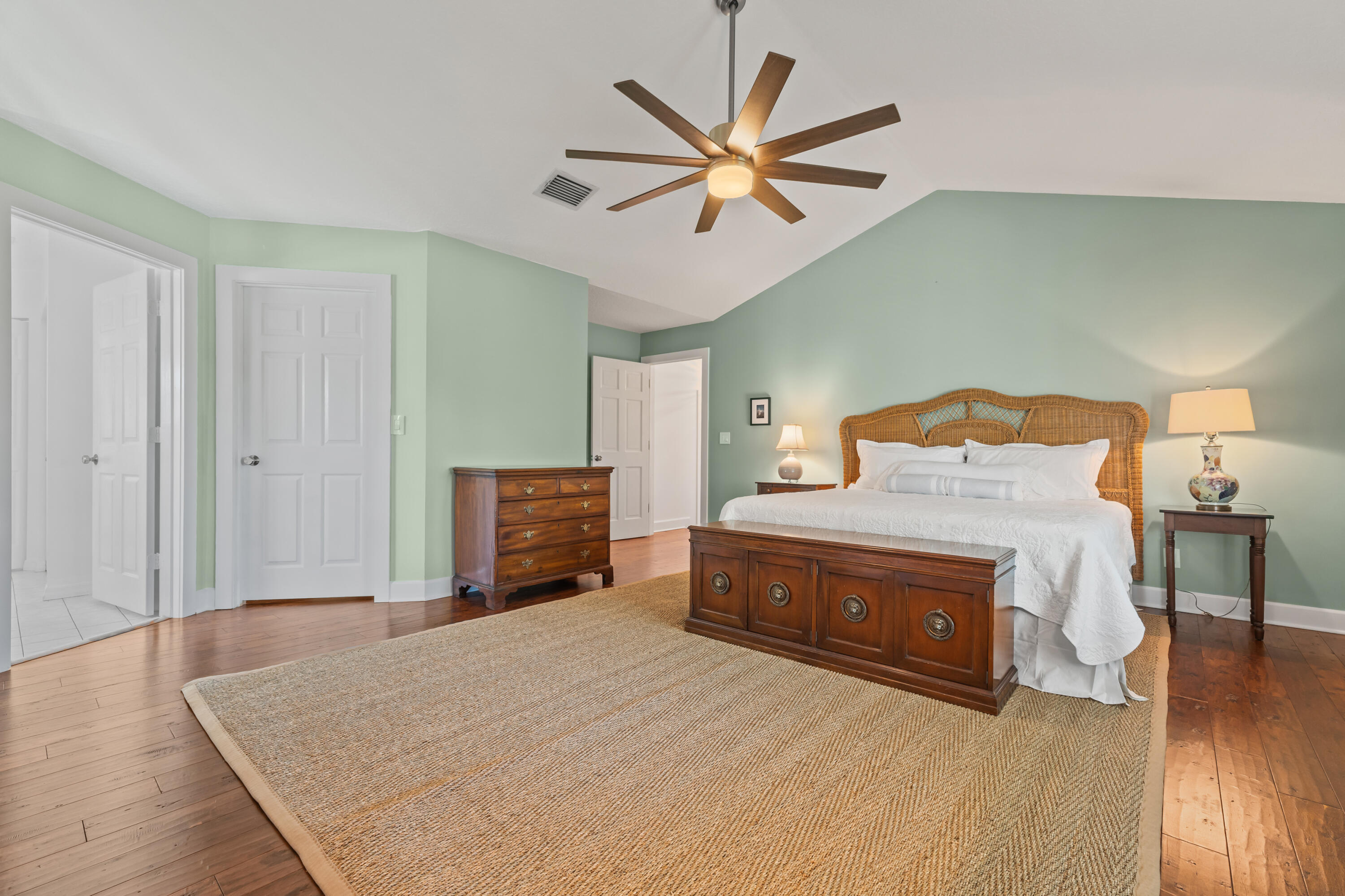 3463 Canal Court