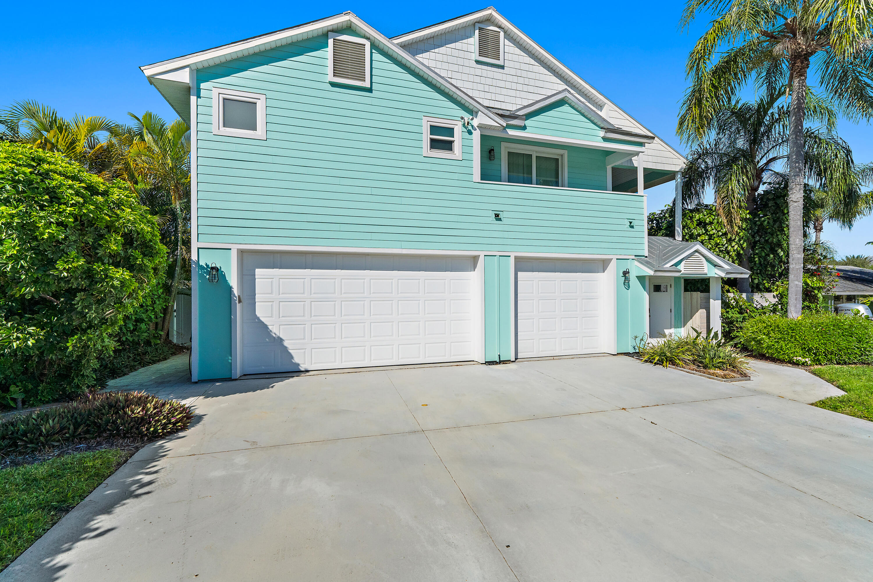 3463 Canal Court