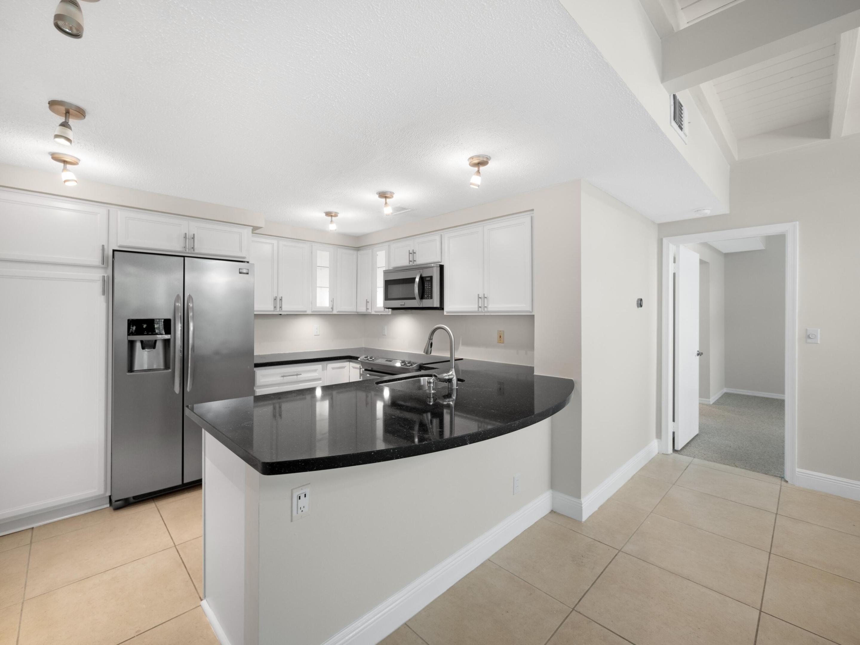 501 Mainsail Circle
