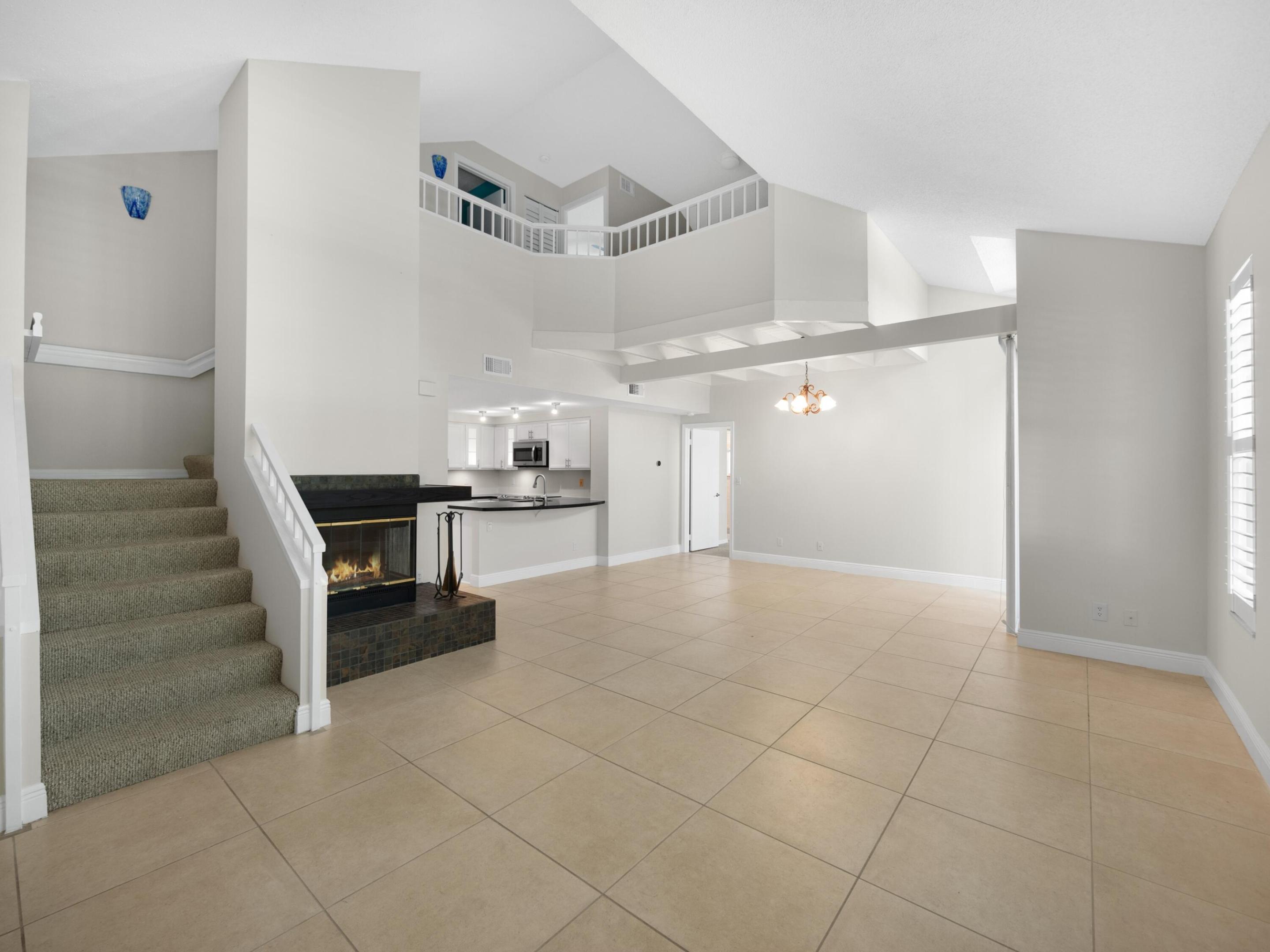501 Mainsail Circle