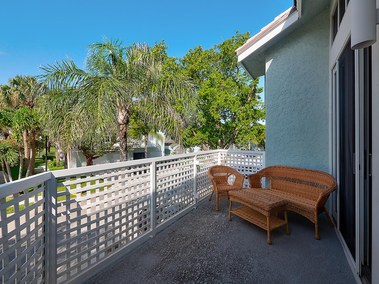 501 Mainsail Circle