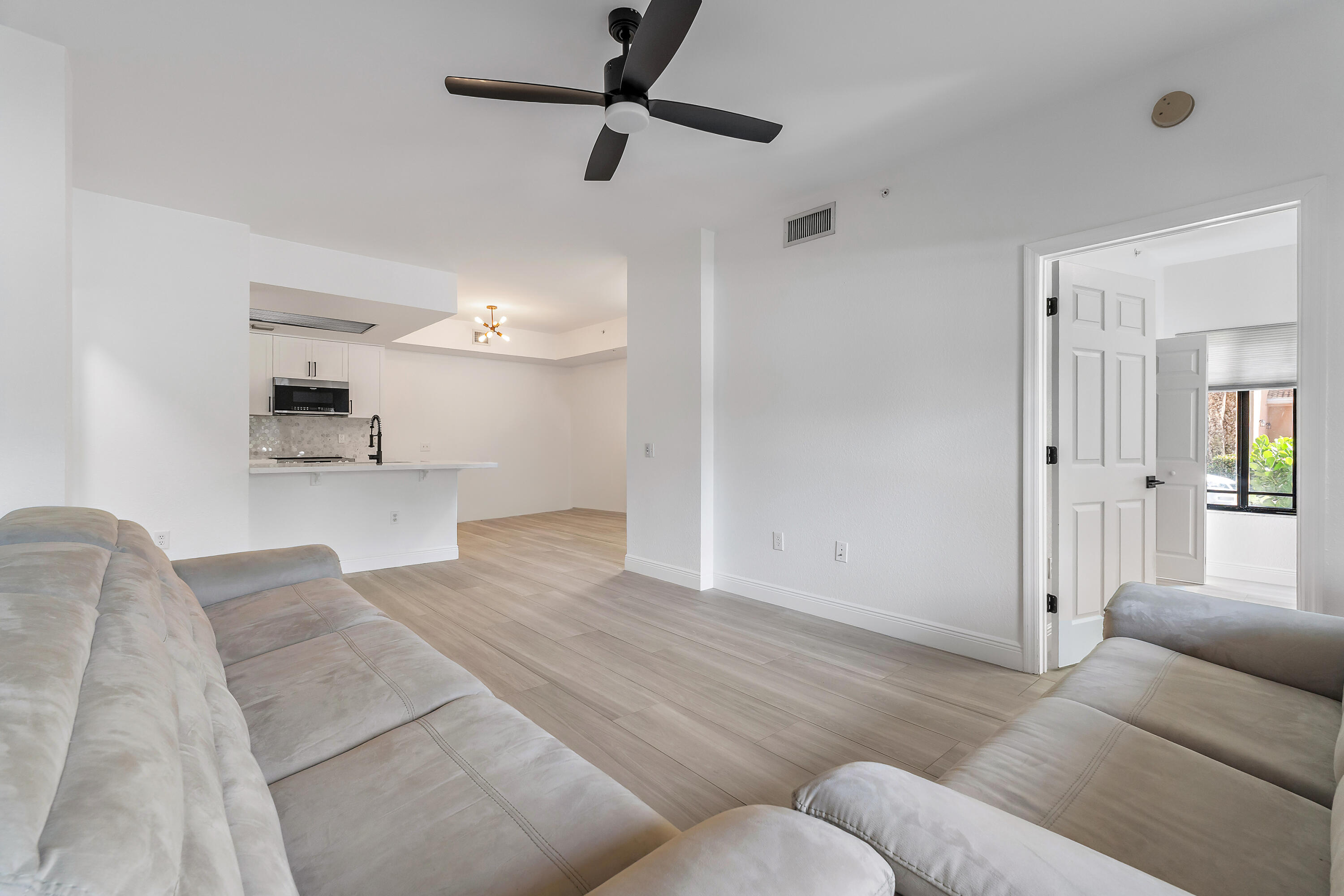 2807 Veronia Drive 107