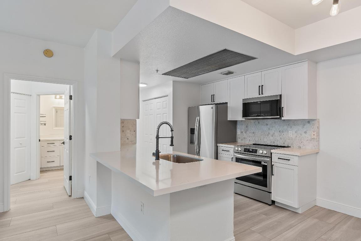 2807 Veronia Drive 107