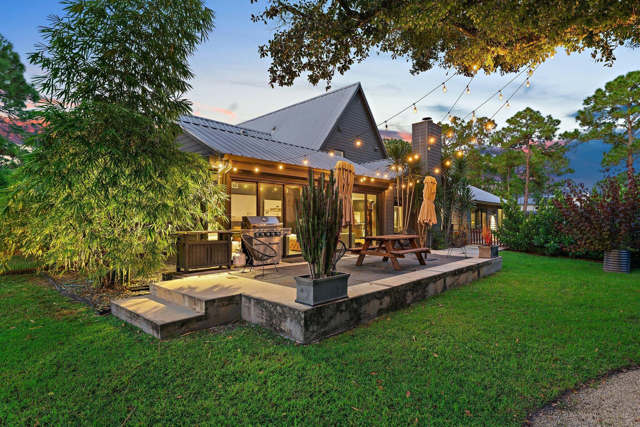 12142 157th Street N