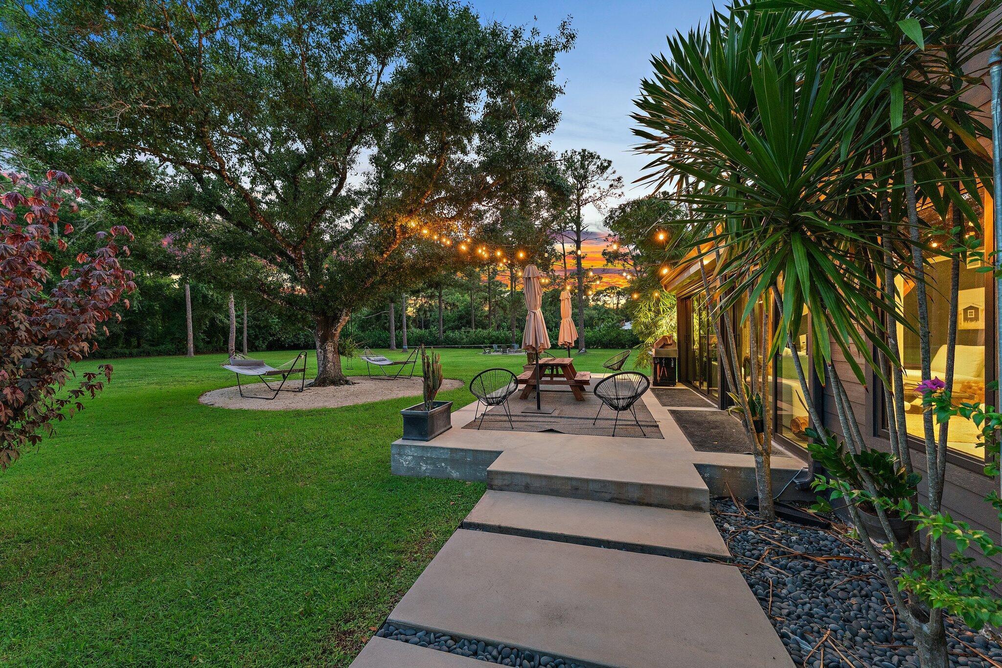 12142 157th Street N