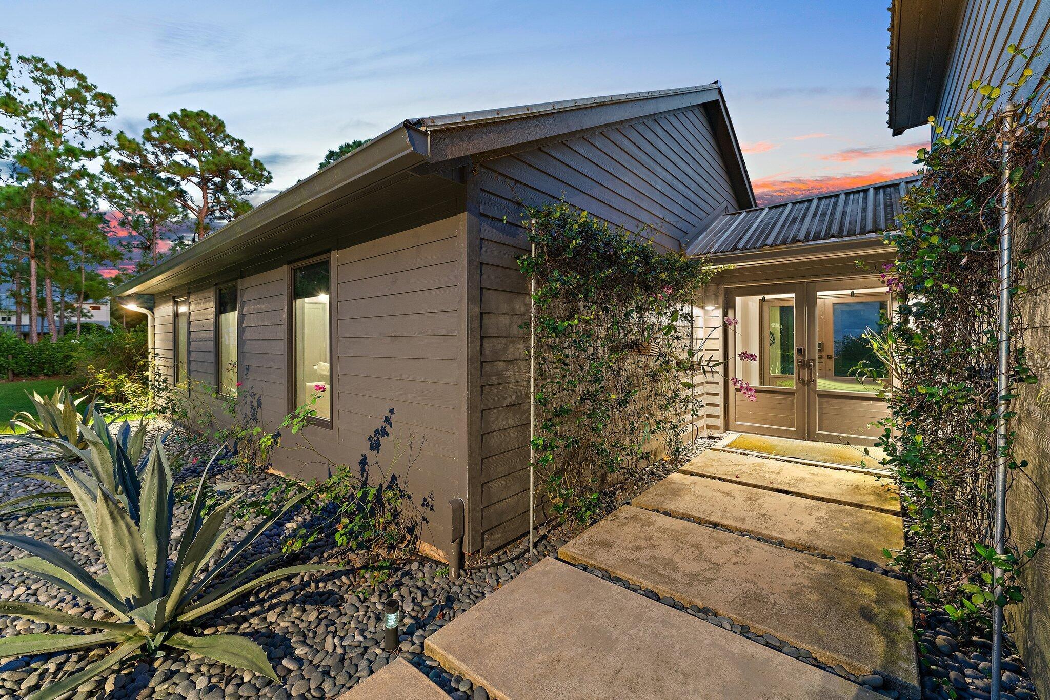 12142 157th Street N