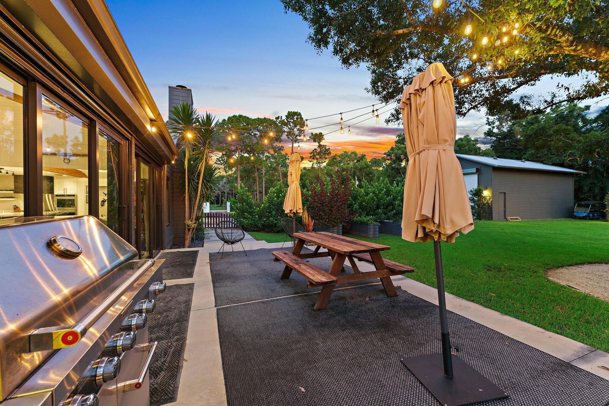 12142 157th Street N