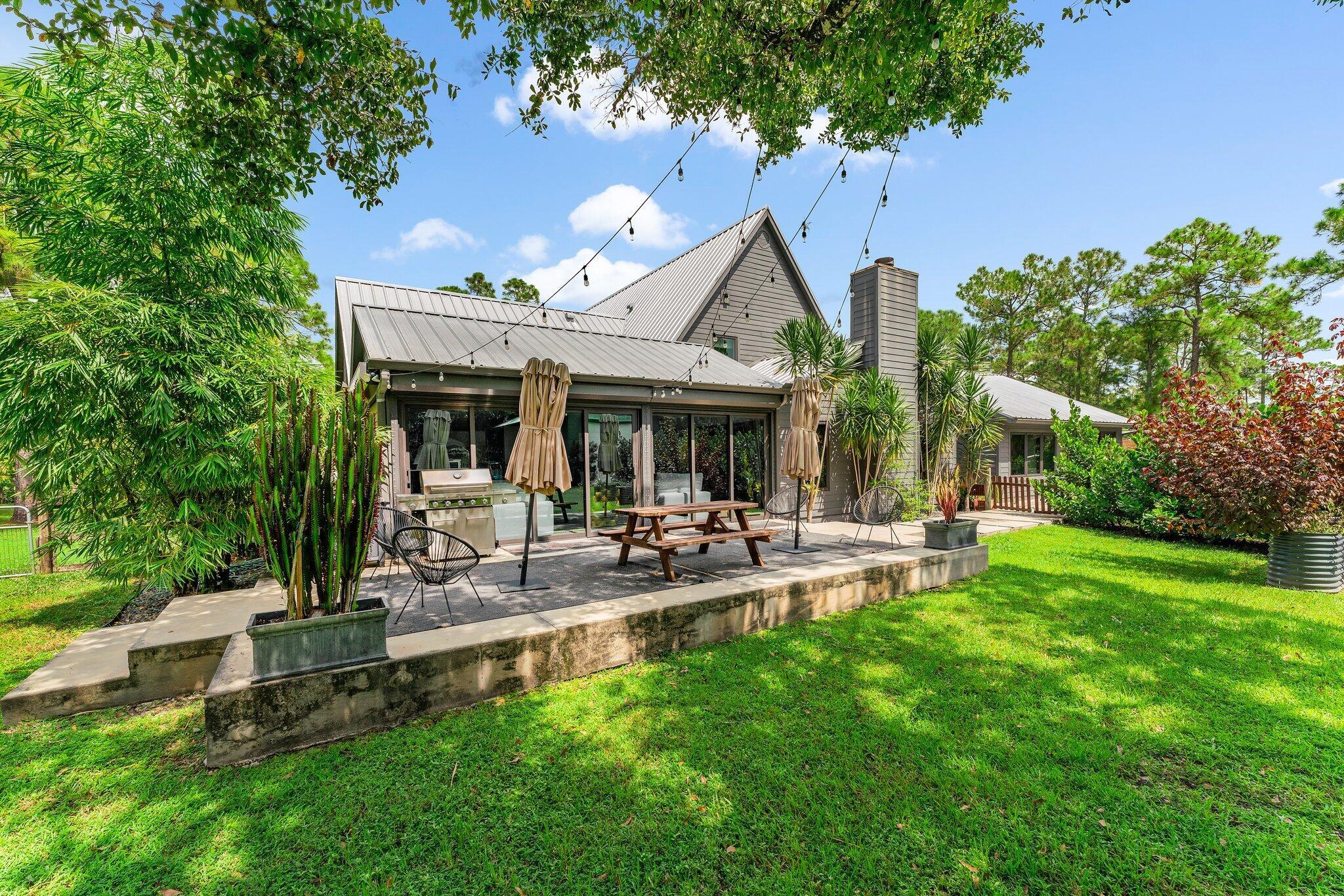 12142 157th Street N