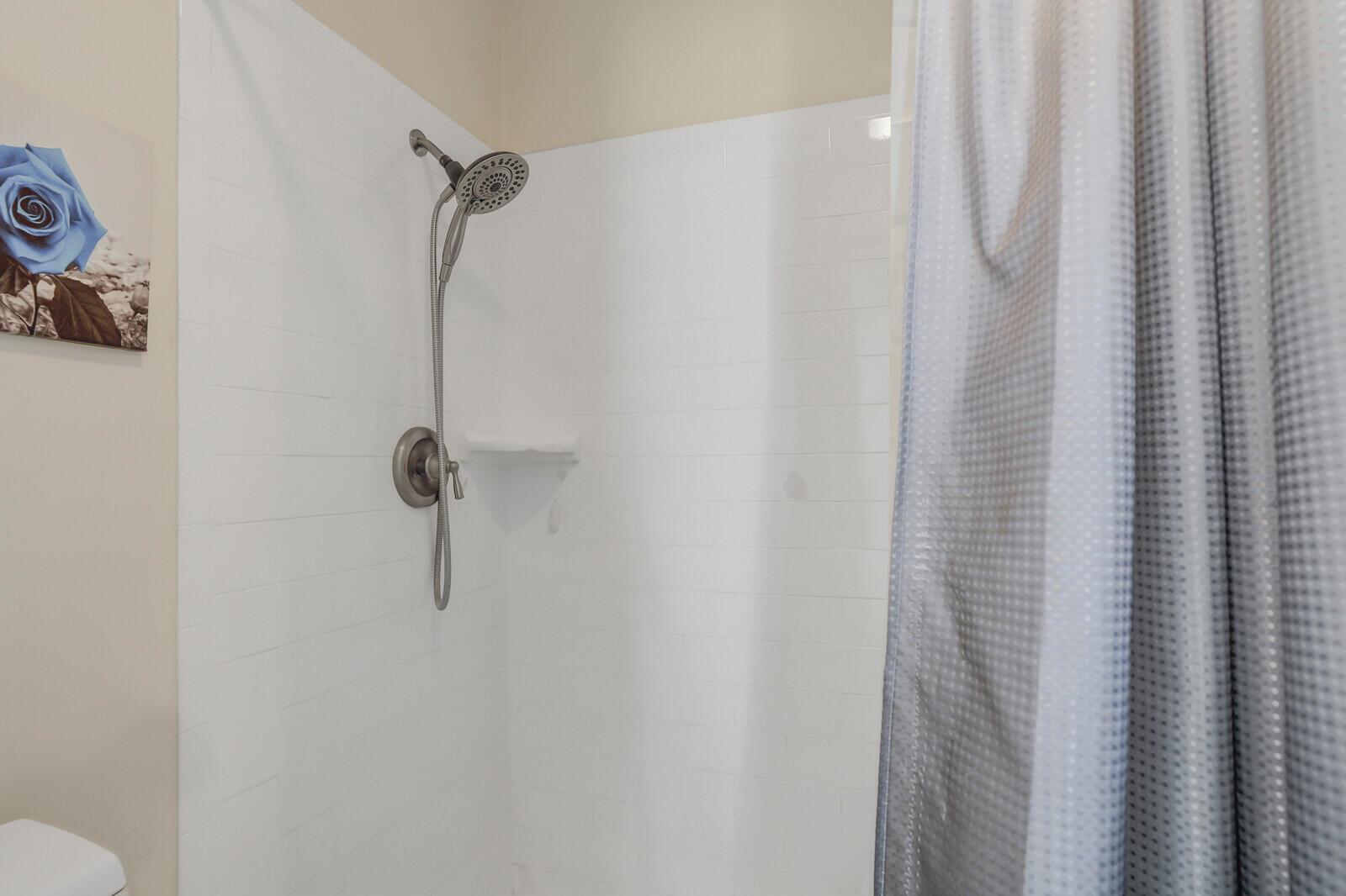 118 Sherwood Circle 8a