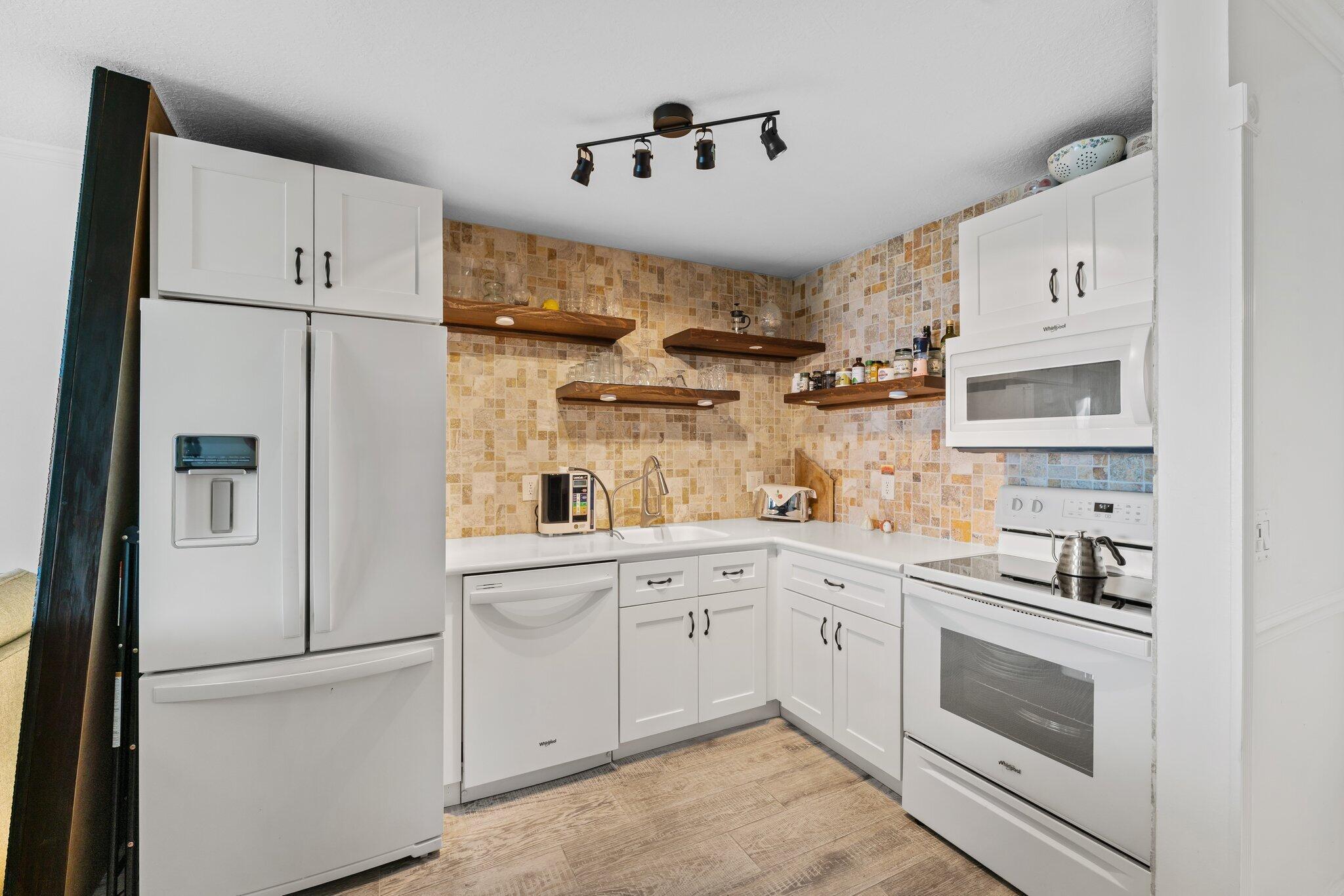 100 Shore Court 105