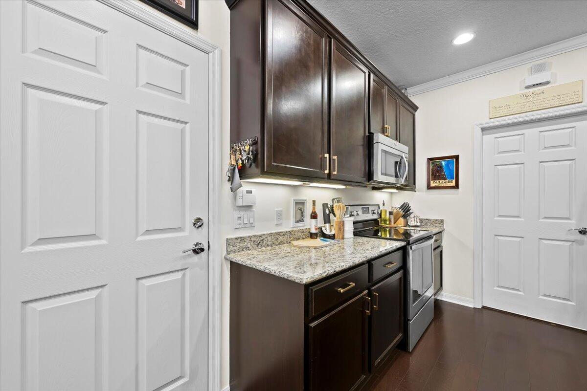 1108 S Community Drive