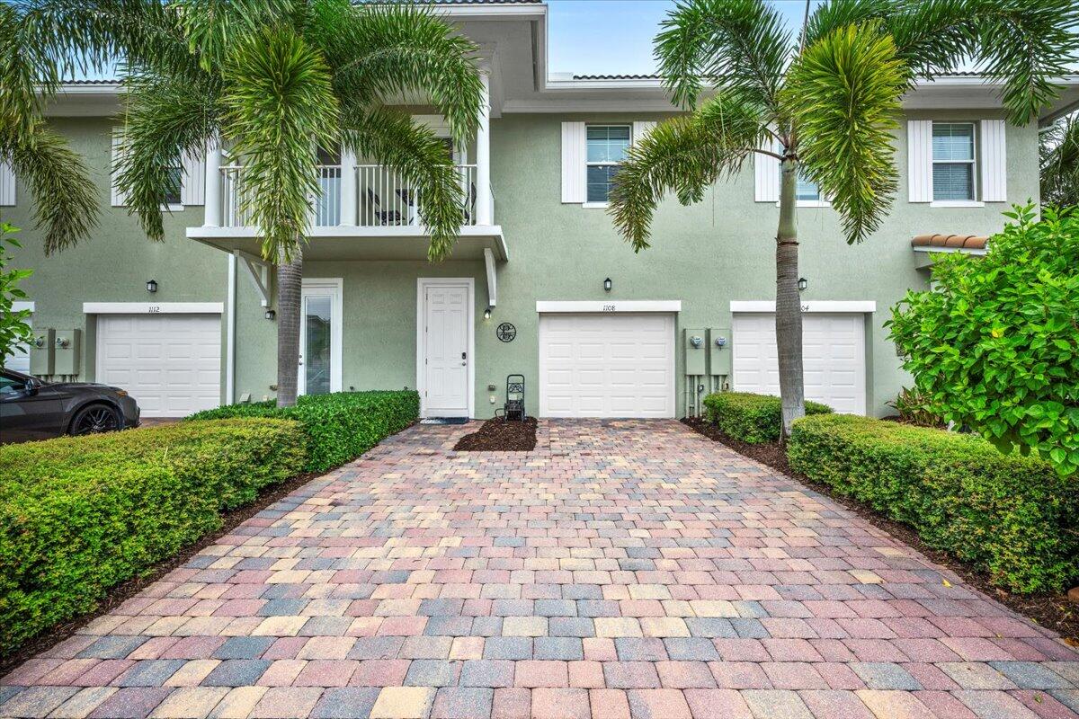 1108 S Community Drive