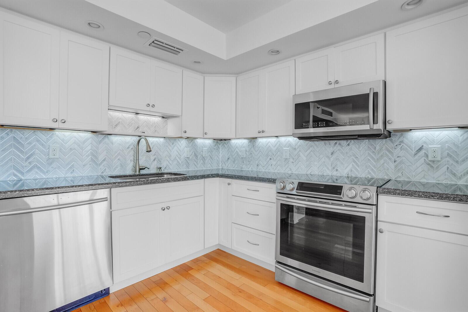 1648 Jupiter Cove Drive 209