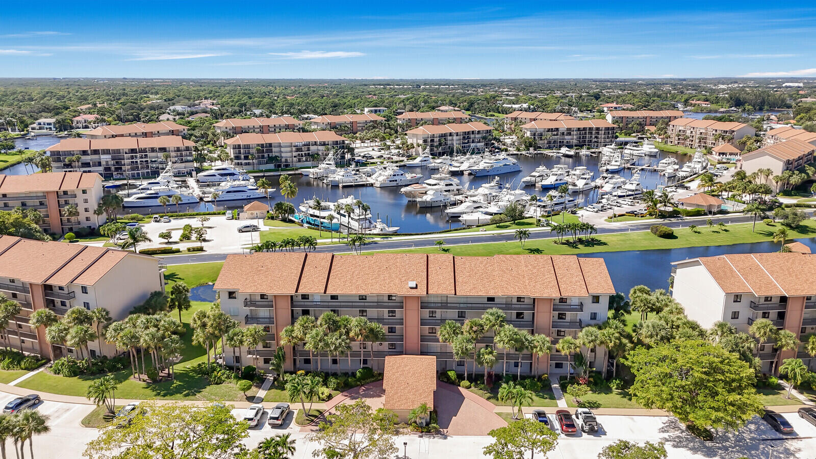 801 Seafarer Circle 505