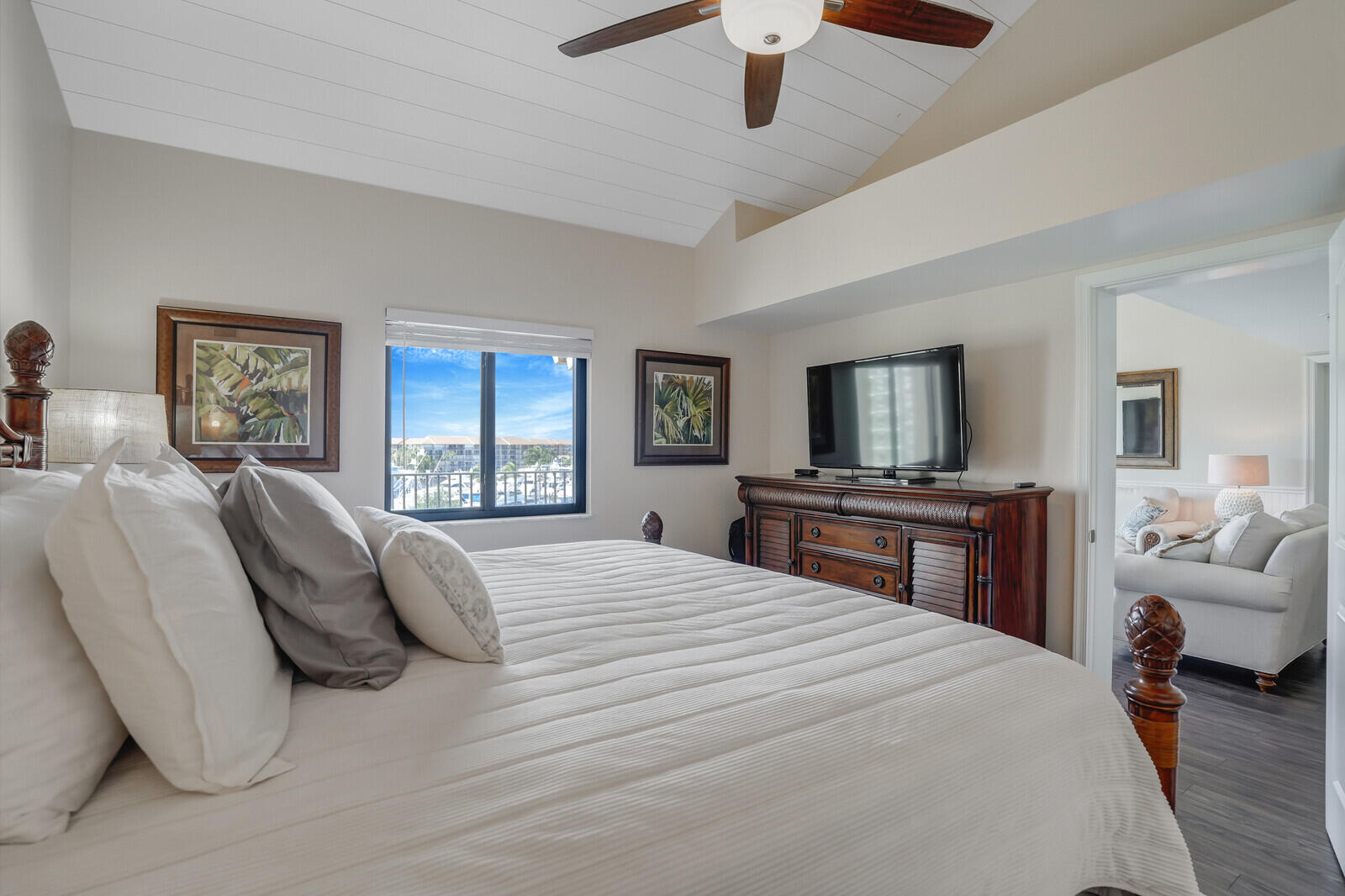 801 Seafarer Circle 505