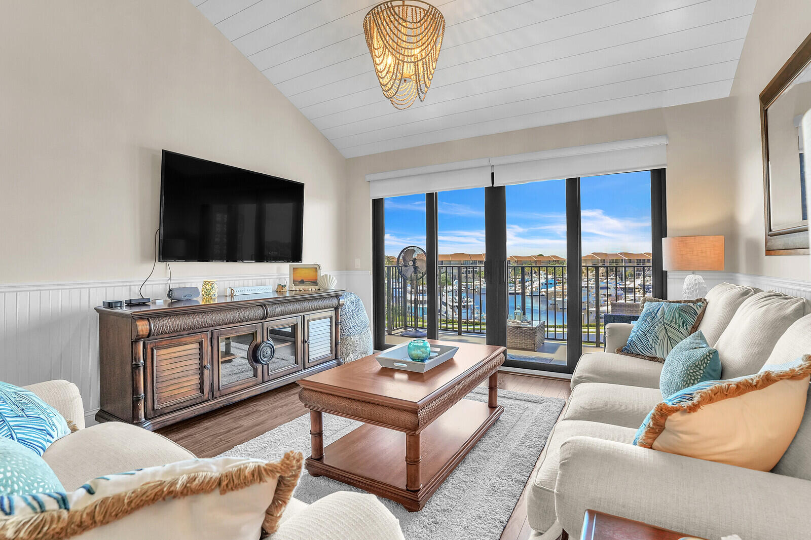 801 Seafarer Circle 505