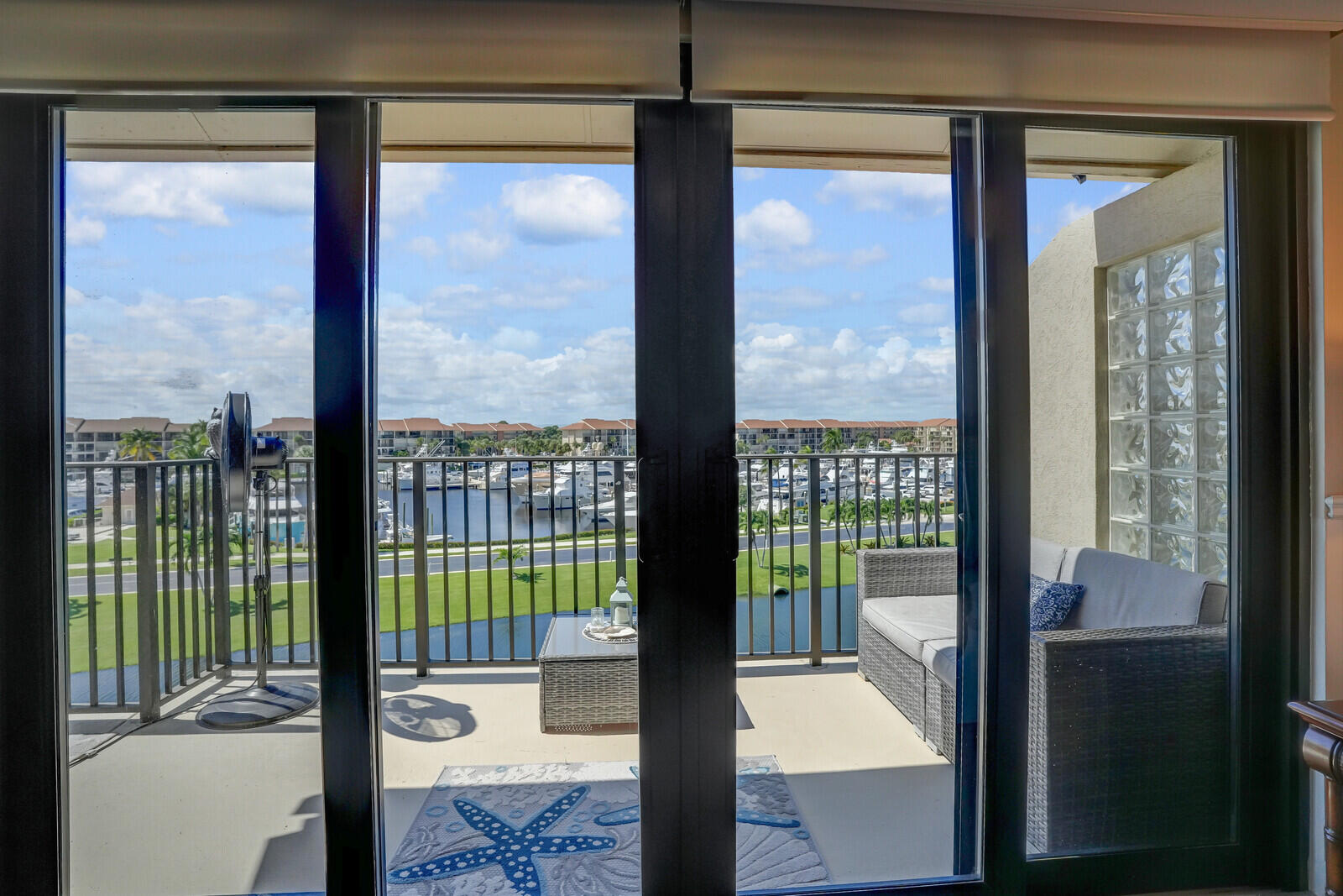 801 Seafarer Circle 505