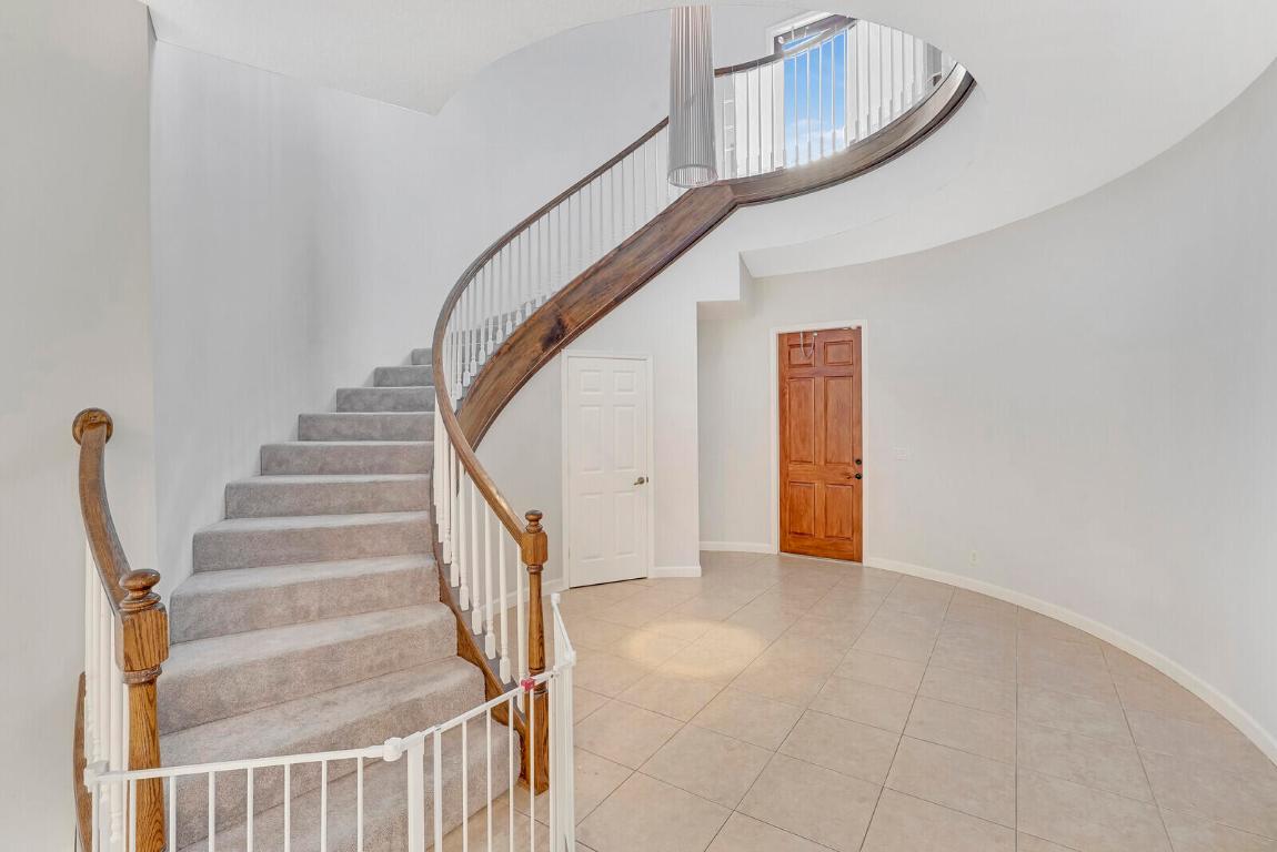 16383 73rd Terrace N