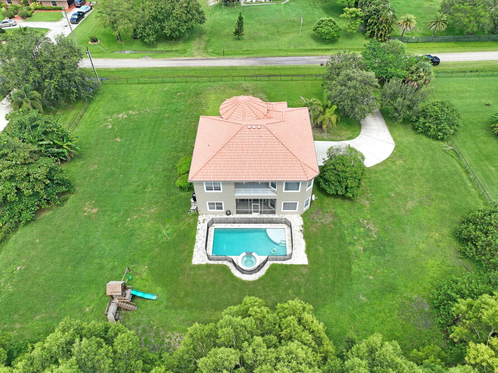 16383 73rd Terrace N