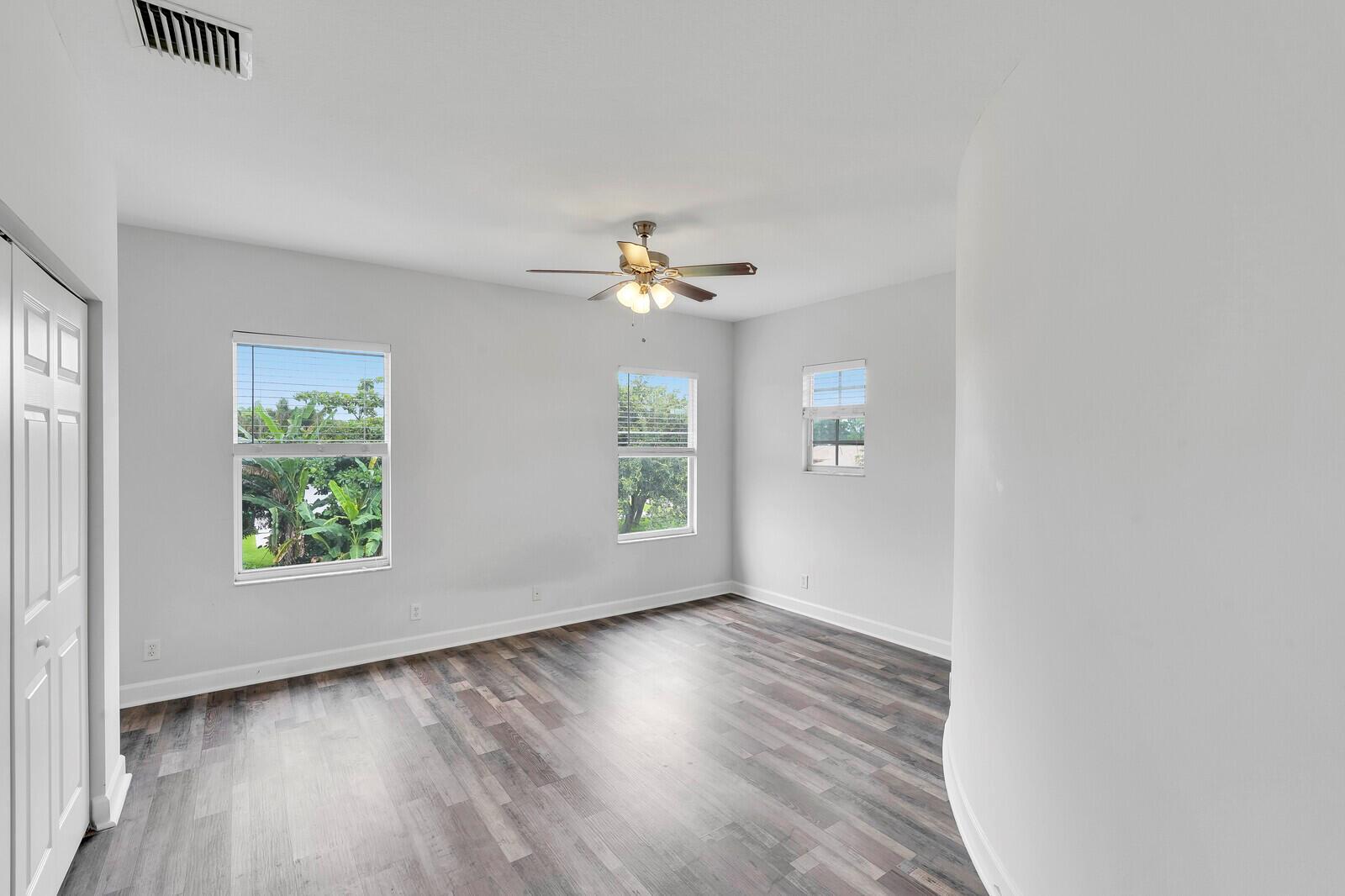 16383 73rd Terrace N