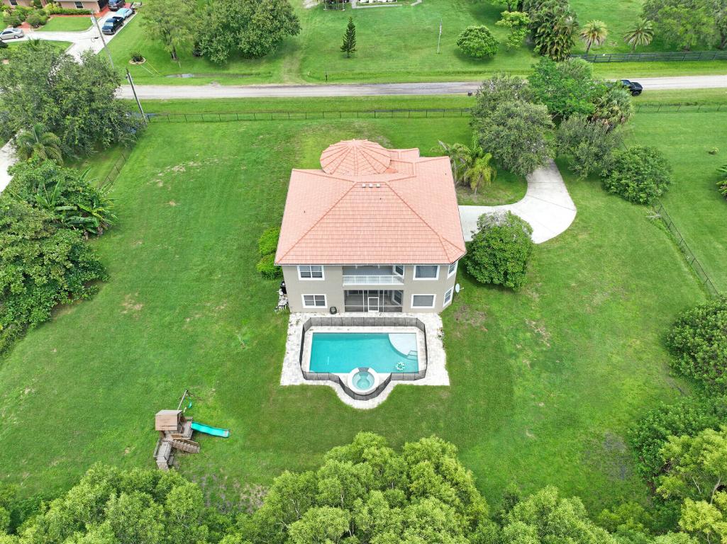 16383 73rd Terrace N