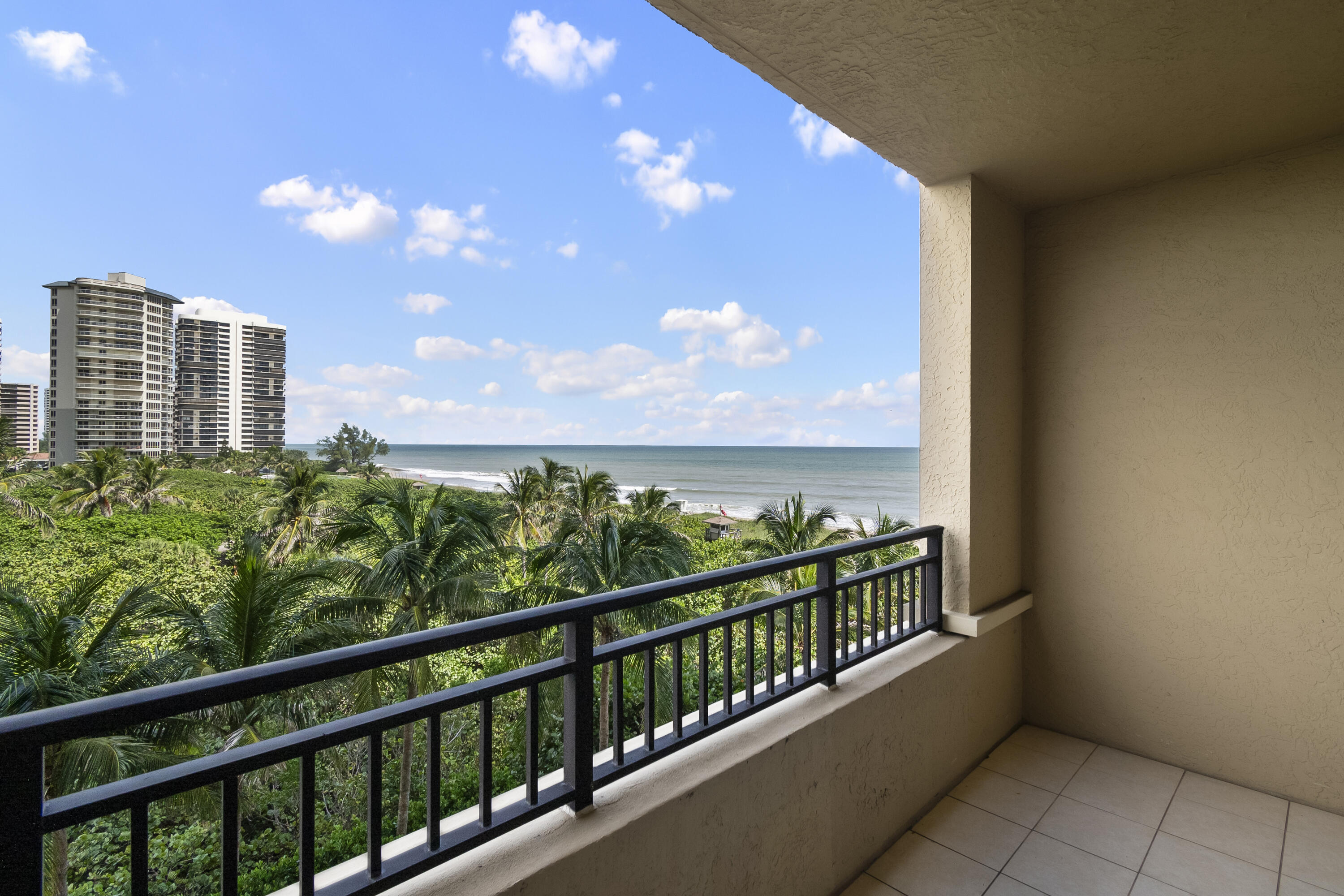 3800 N Ocean Drive 653