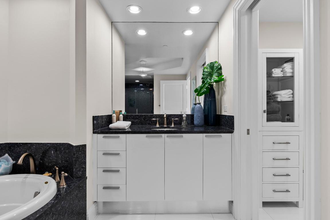 3800 N Ocean Drive 653