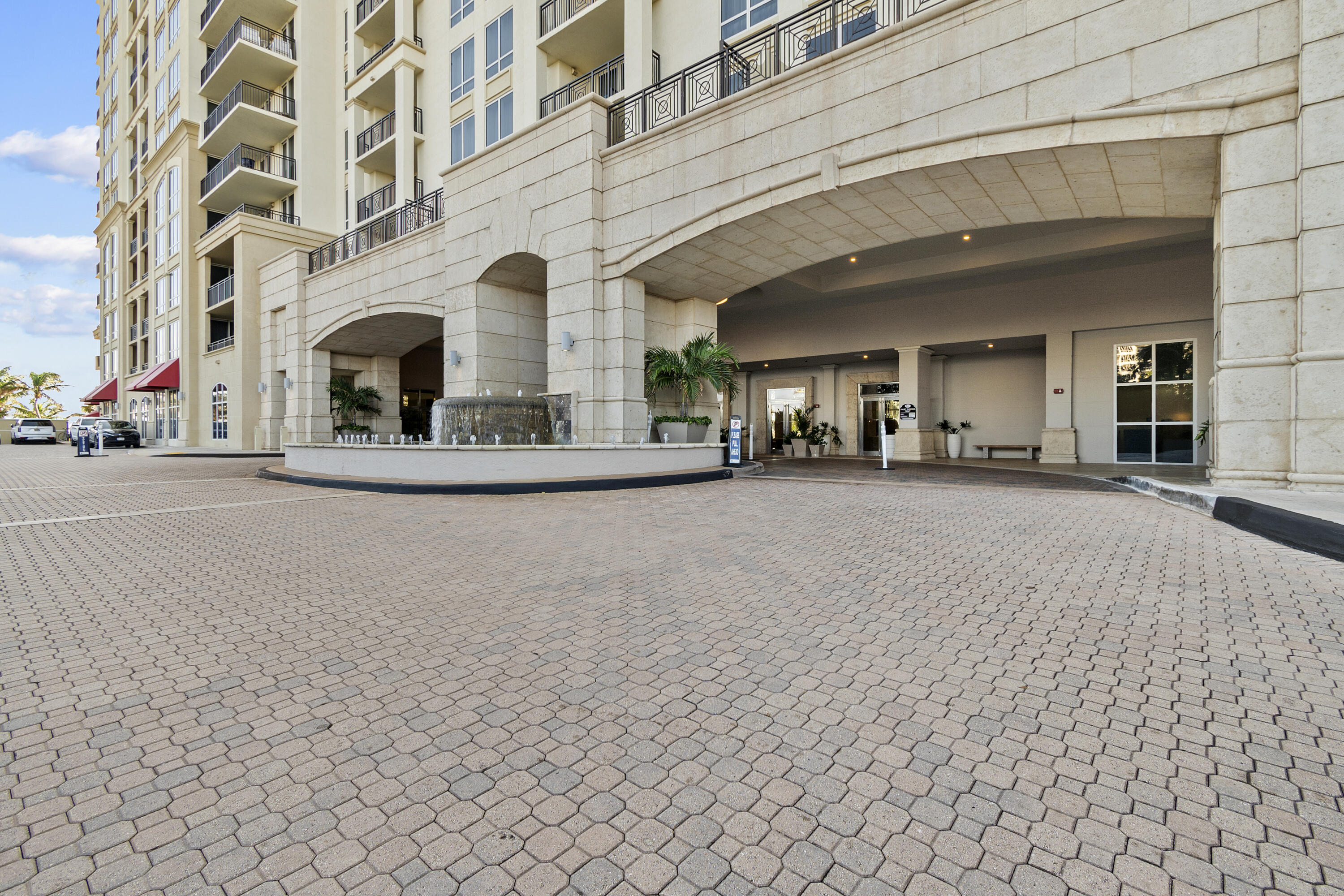3800 N Ocean Drive 653