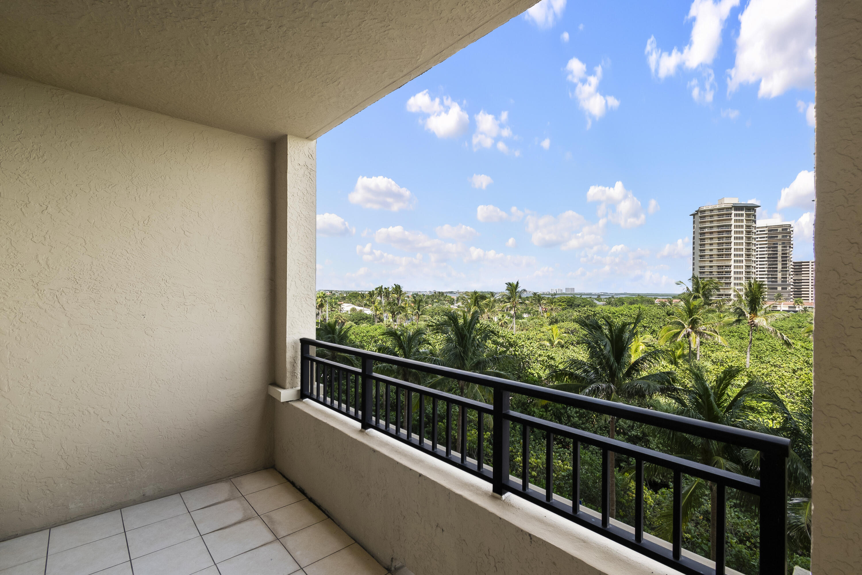 3800 N Ocean Drive 653