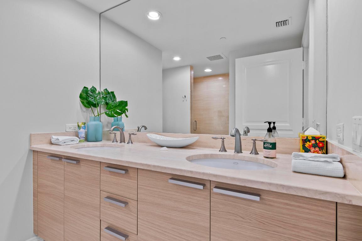 3800 N Ocean Drive 653