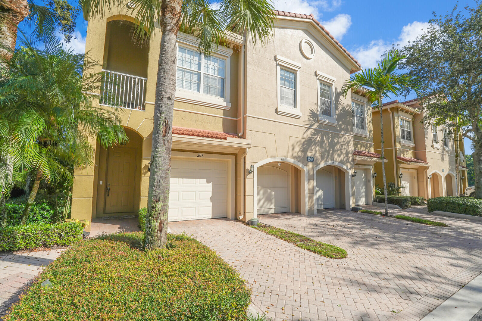 4971 Bonsai Circle 209