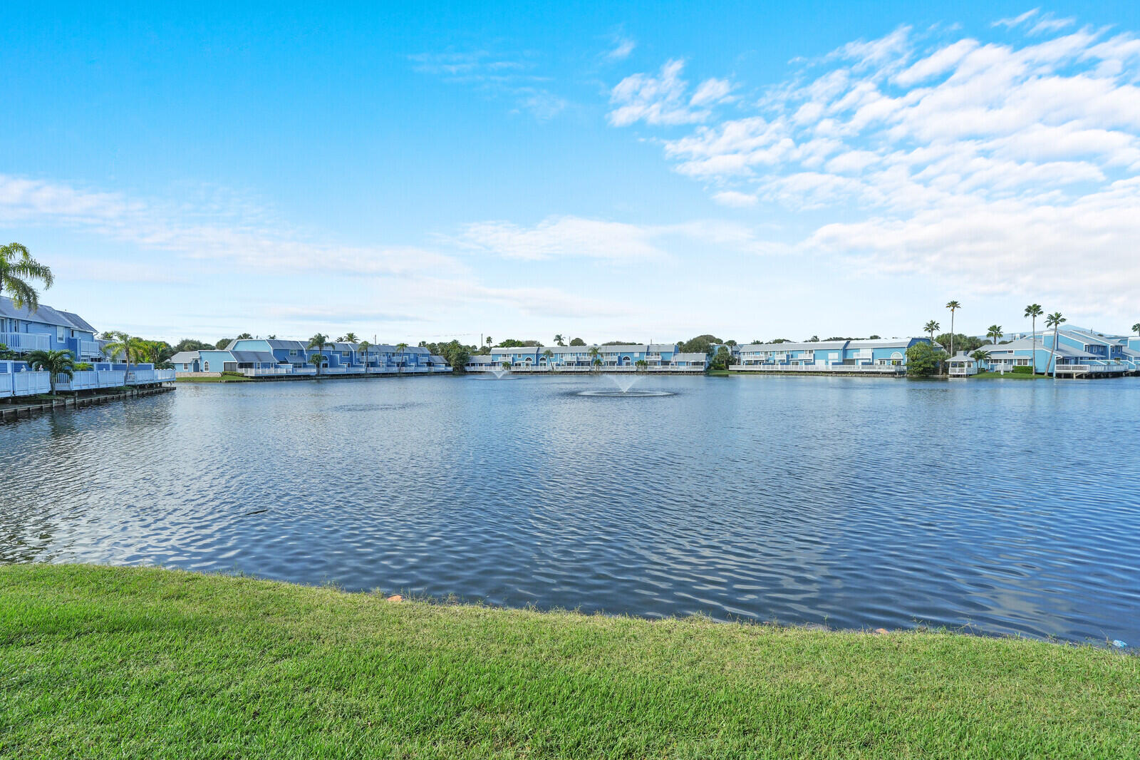 622 Ocean Dunes Circle